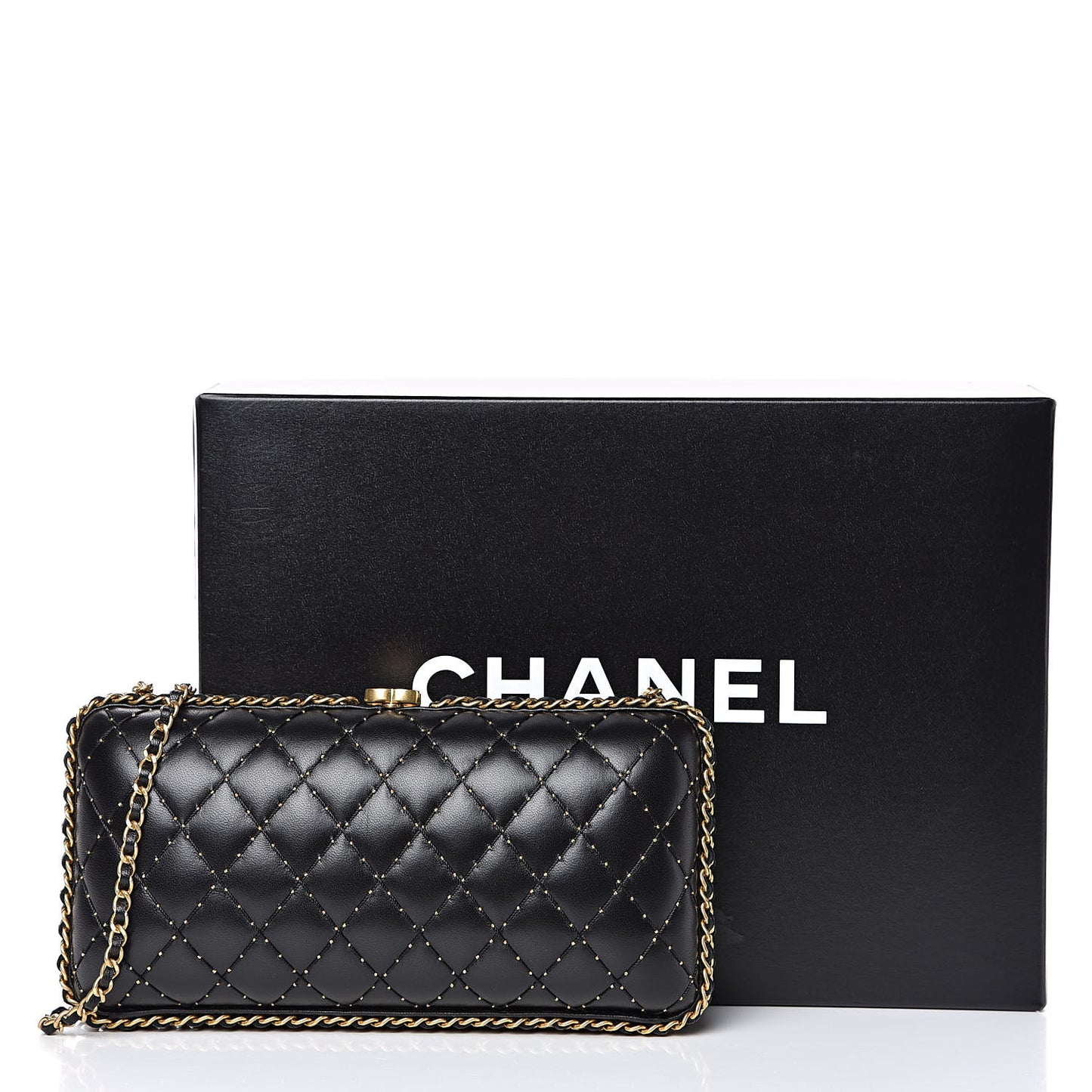 Lambskin Quilted Chain Around Clutch Black