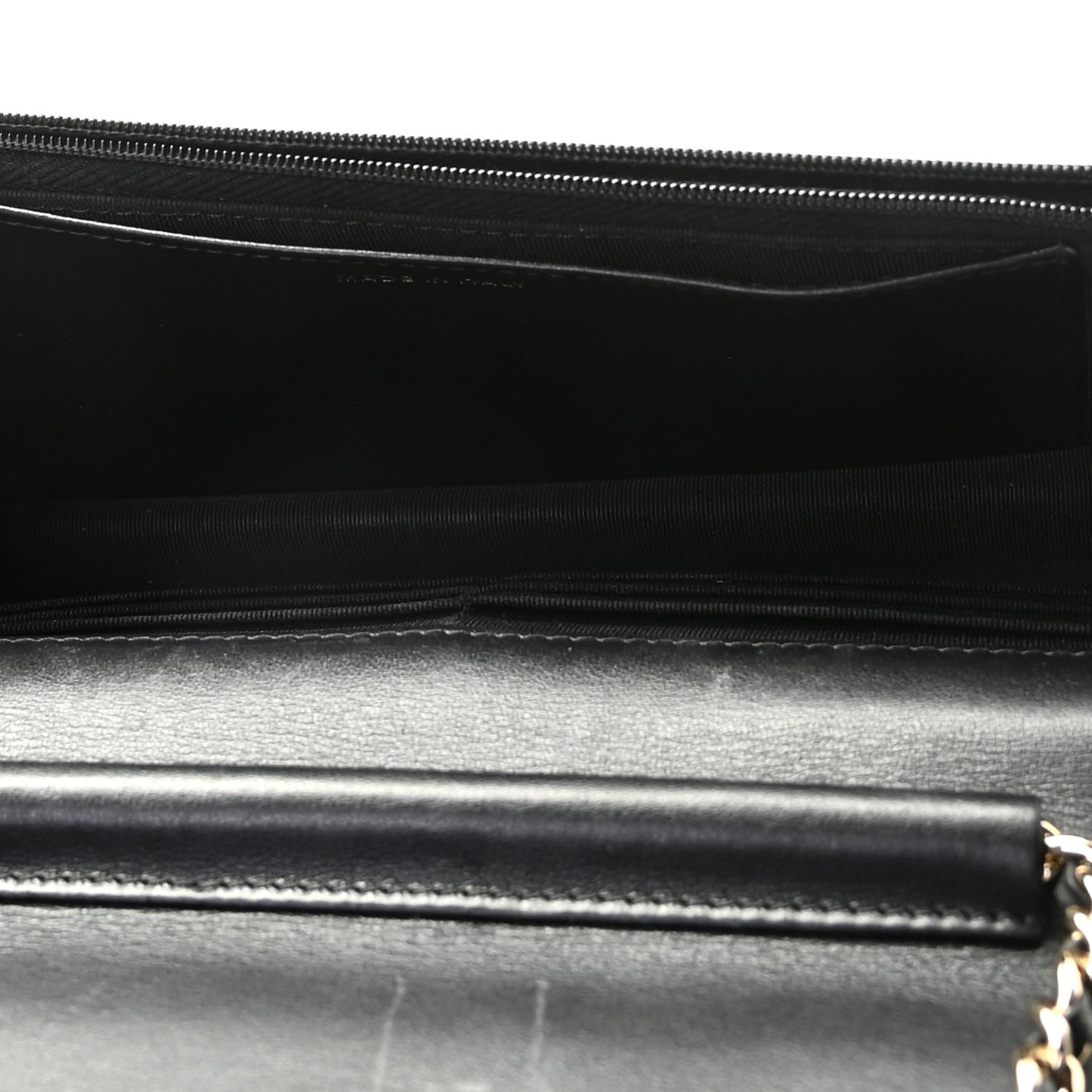 Patent Quilted Wallet On Chain WOC Black