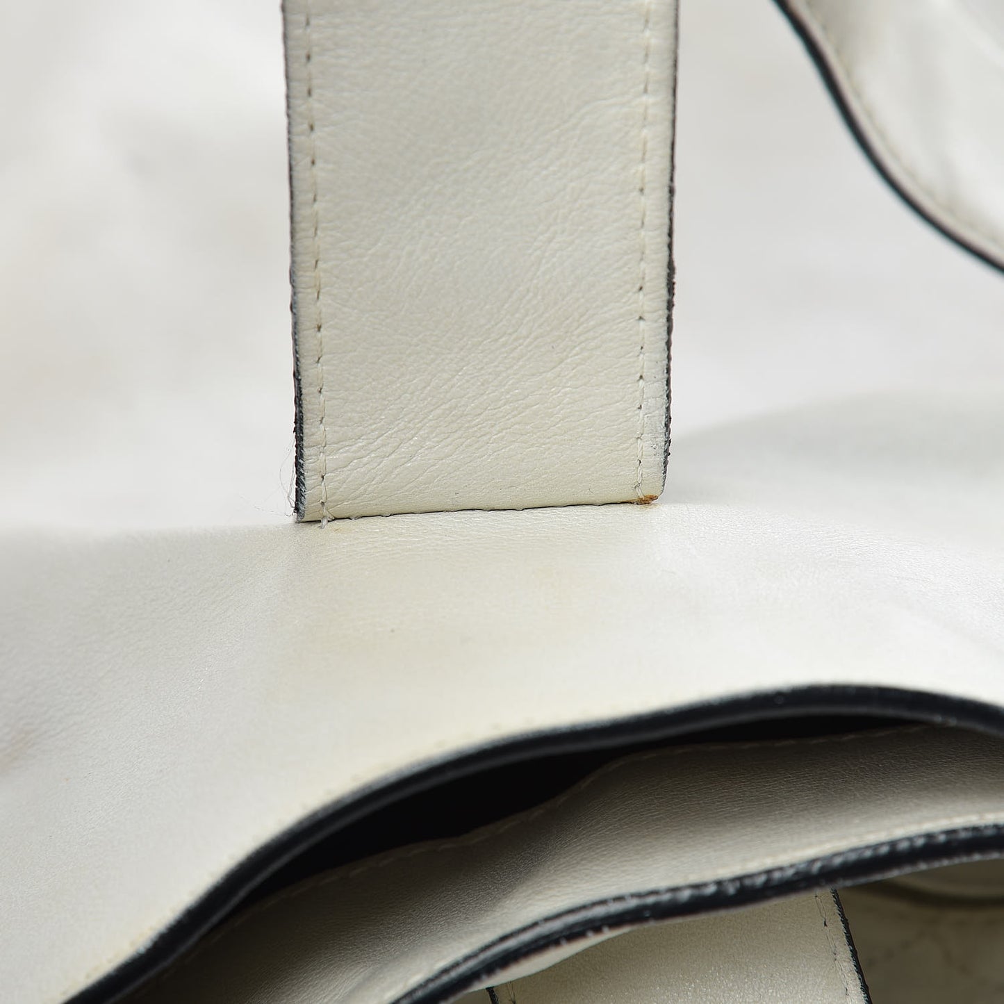 Lambskin Chain CC Tote White