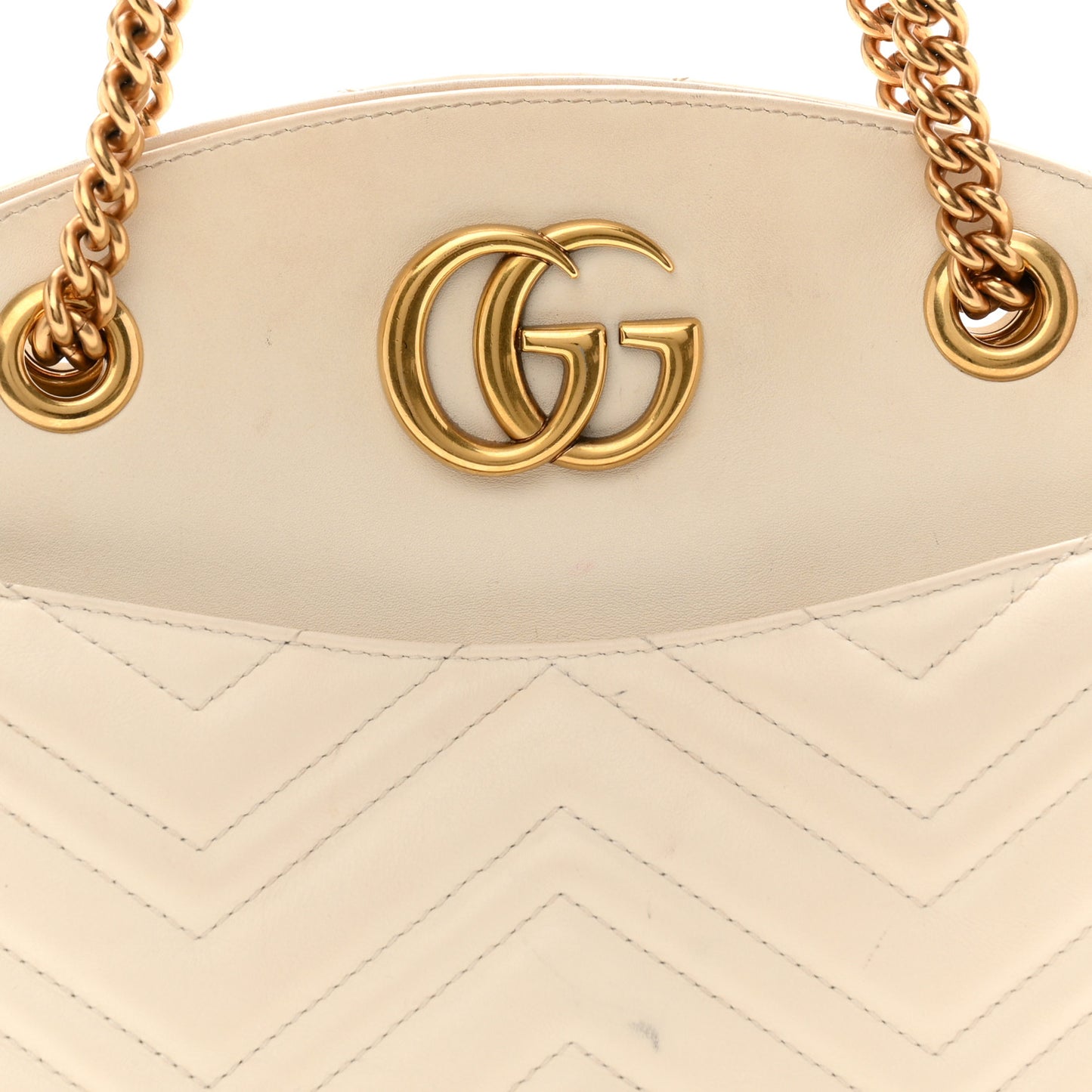 Calfskin Matelasse Medium GG Marmont Open Top Shoulder Bag White