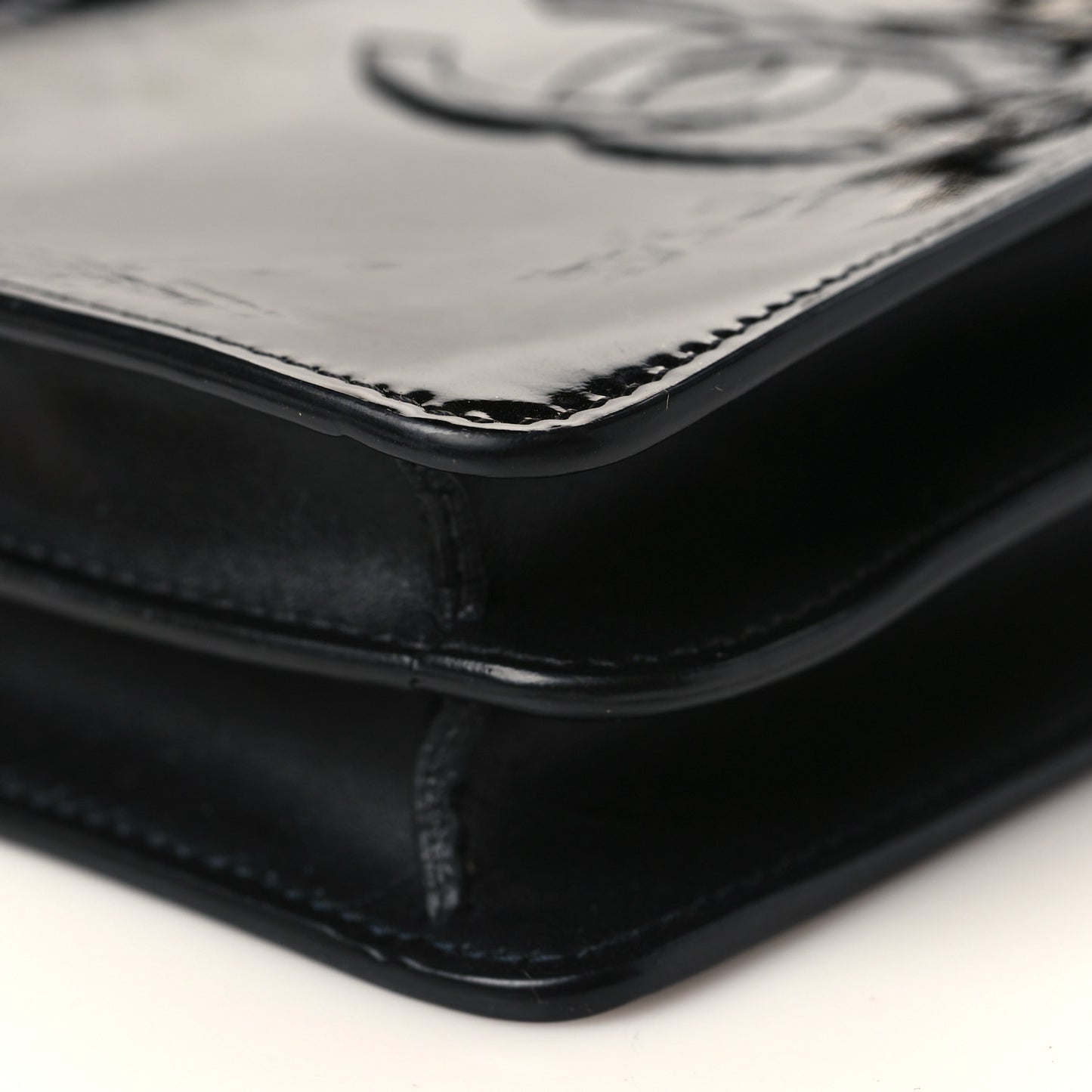 Patent CC Phone Holder Crossbody Black