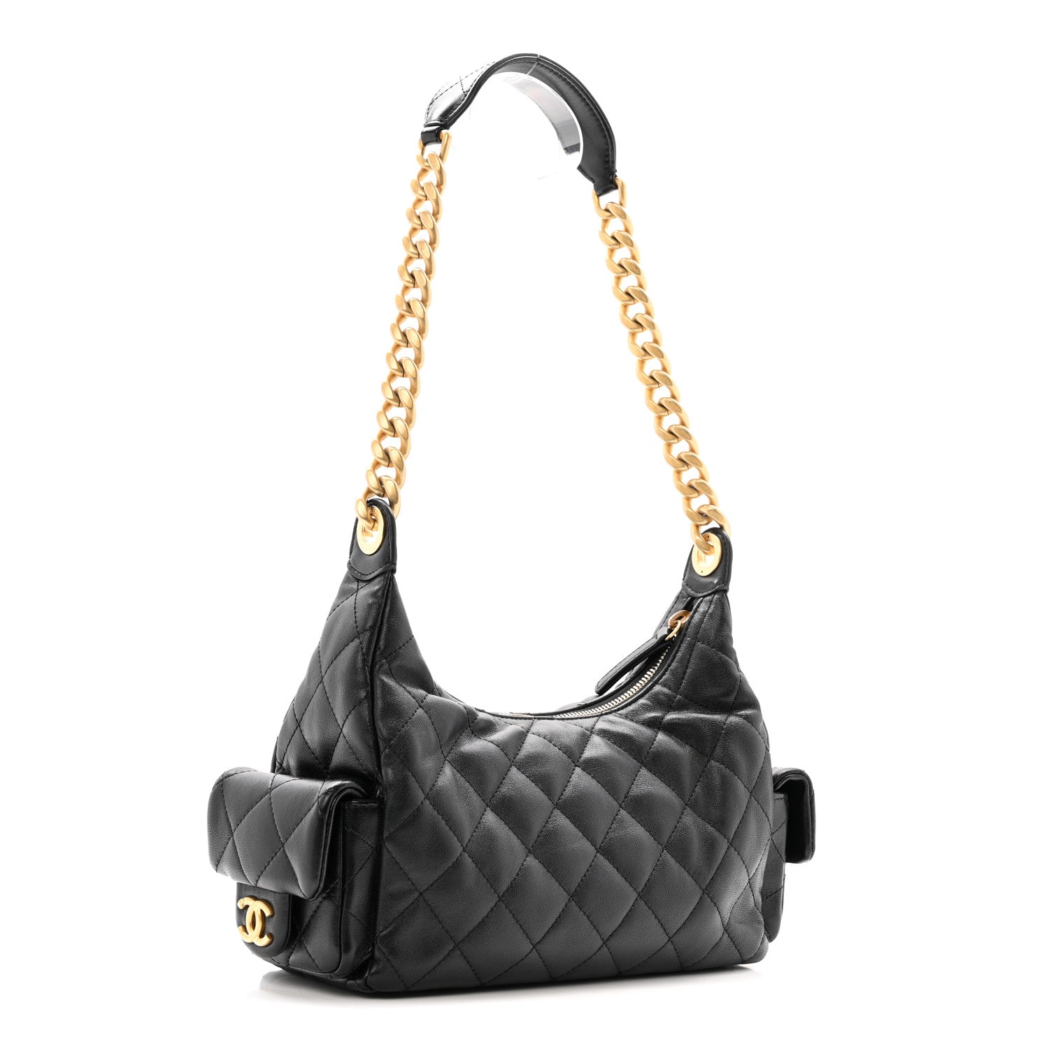 ✨CHANEL黒×ゴールド 艶やかキルティング iPhone13.14.15✨ Chanel Shiny Lambskin Quilted Trendy Pockets Hobo Black 1813901