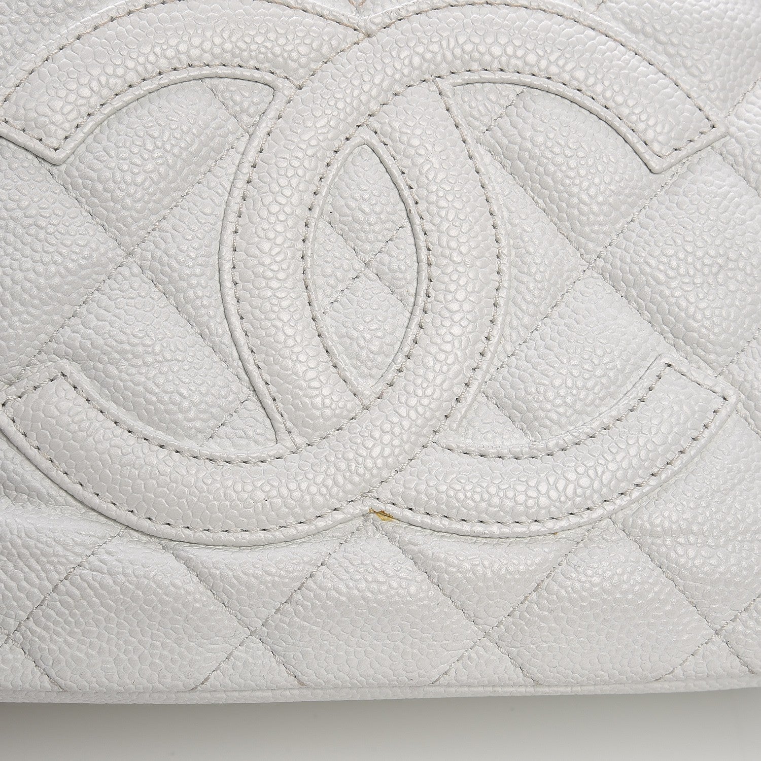 Chanel Caviar Quilted Hobo White 16 of 18