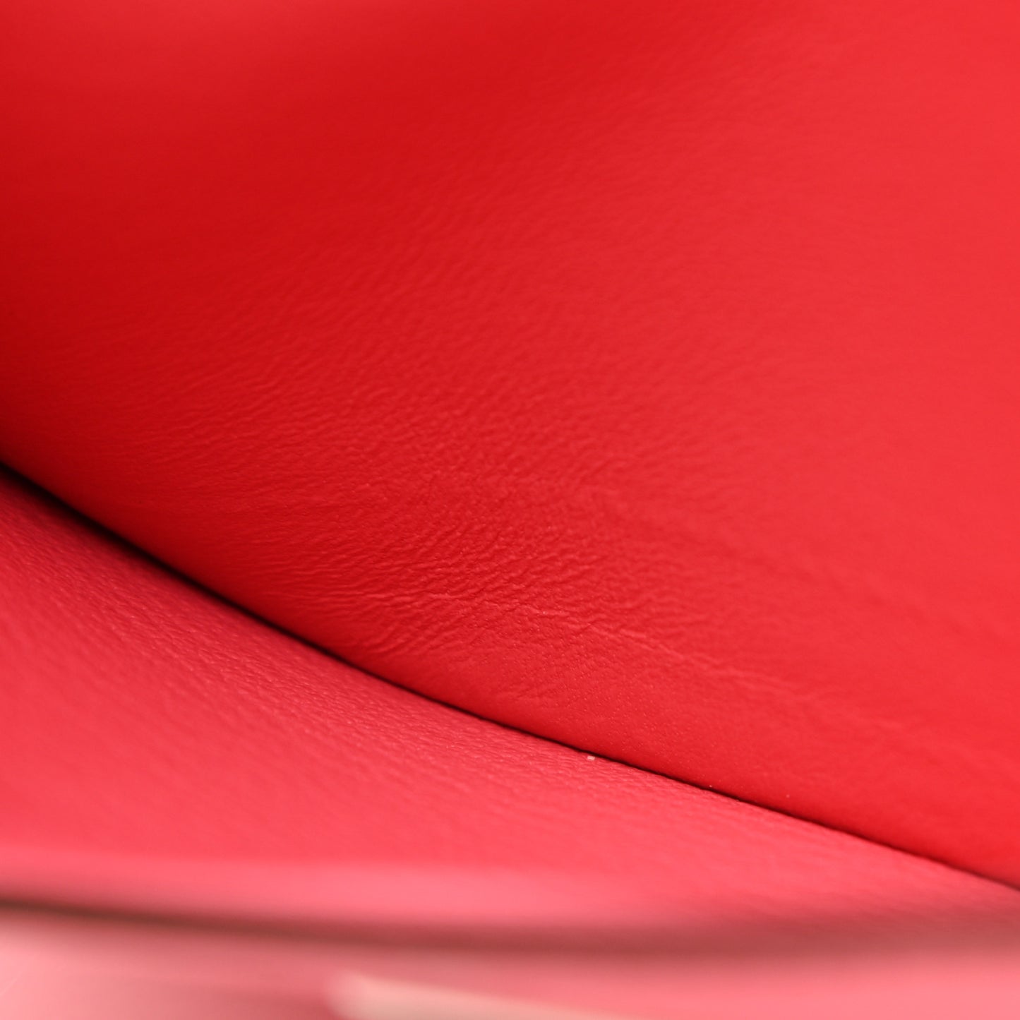 Chevre Mysore Kelly Longue Wallet Rose Lipstick