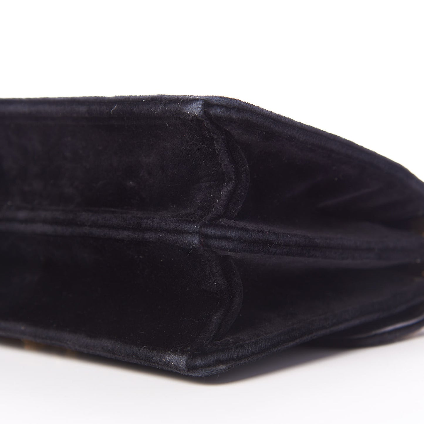 Velluto Matelasse Confidential Chain Shoulder Bag Black