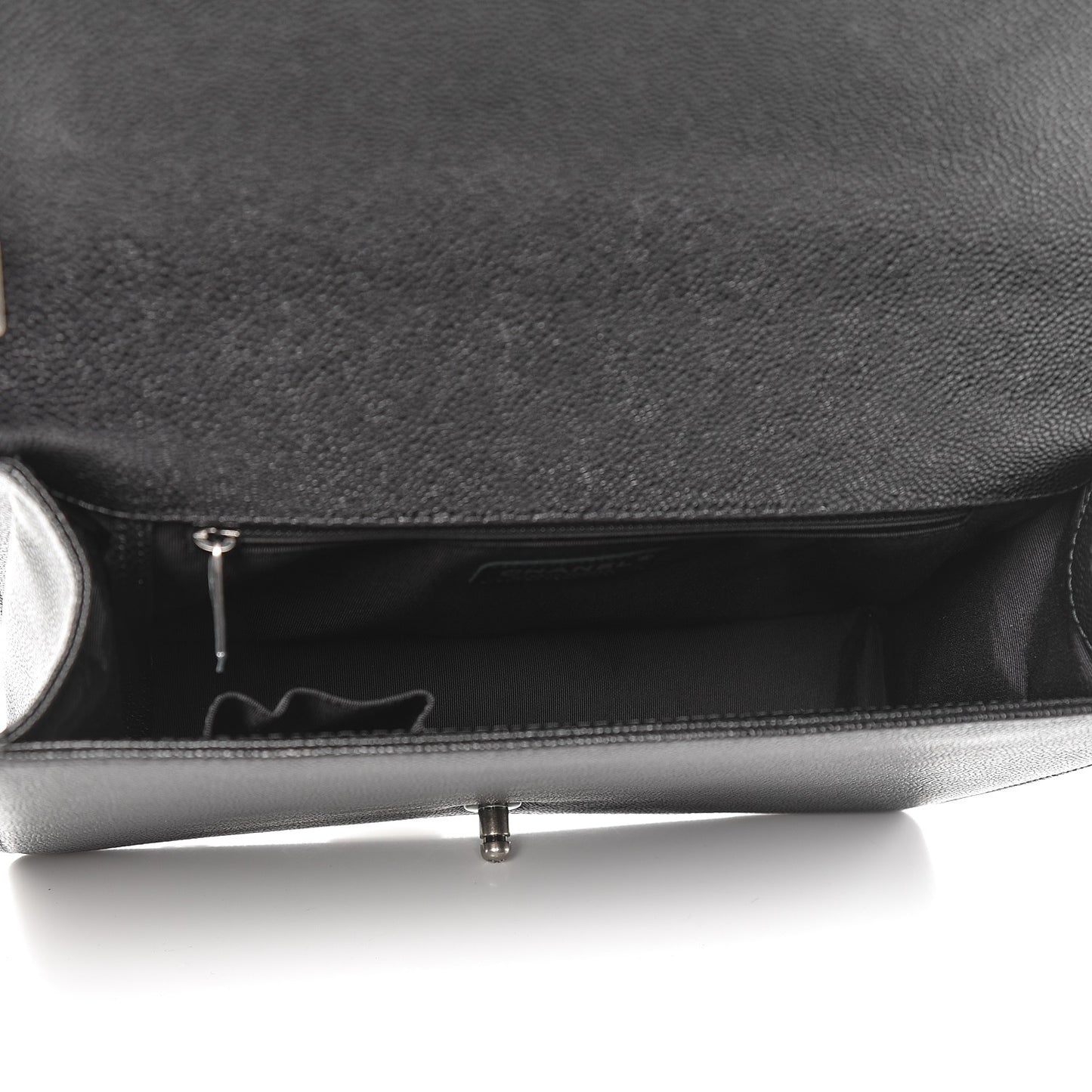 Caviar Quilted Large Boy Flap Black