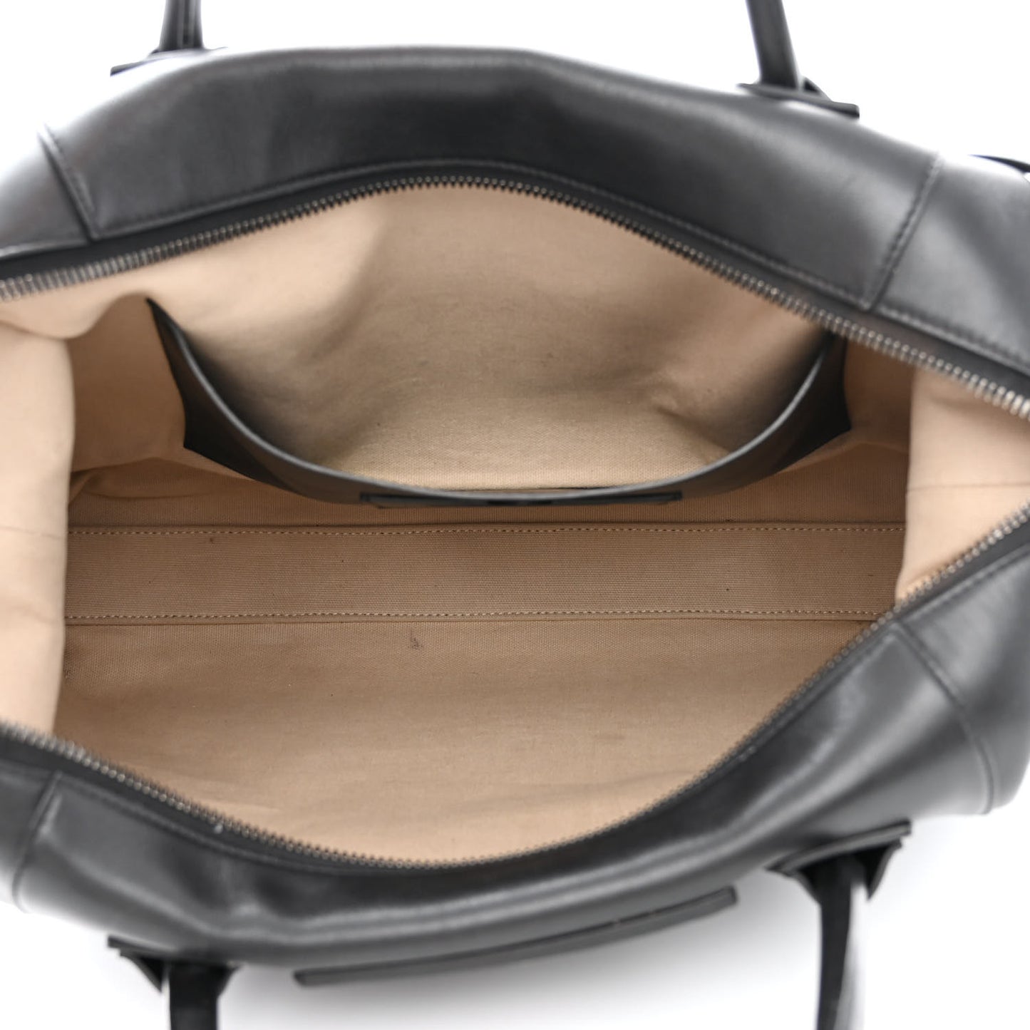 Smooth Calfskin Medium Soft Antigona Black