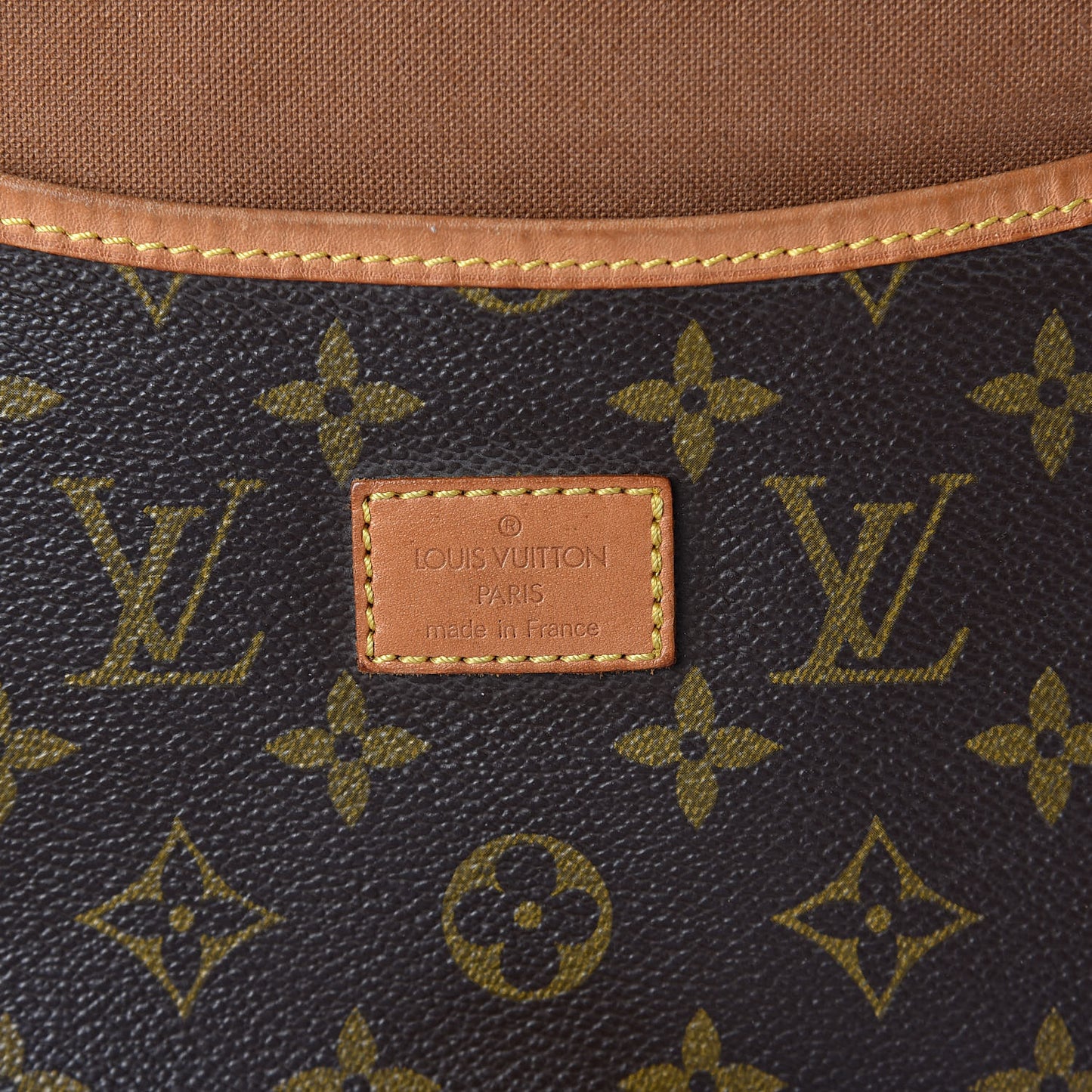 Monogram Saumur 35