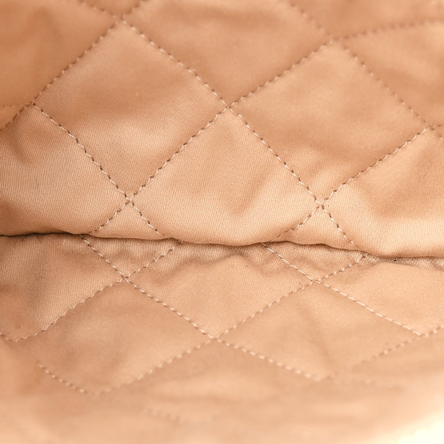 Chanel Shiny Calfskin Quilted Chanel 22 White Black 7 of 12