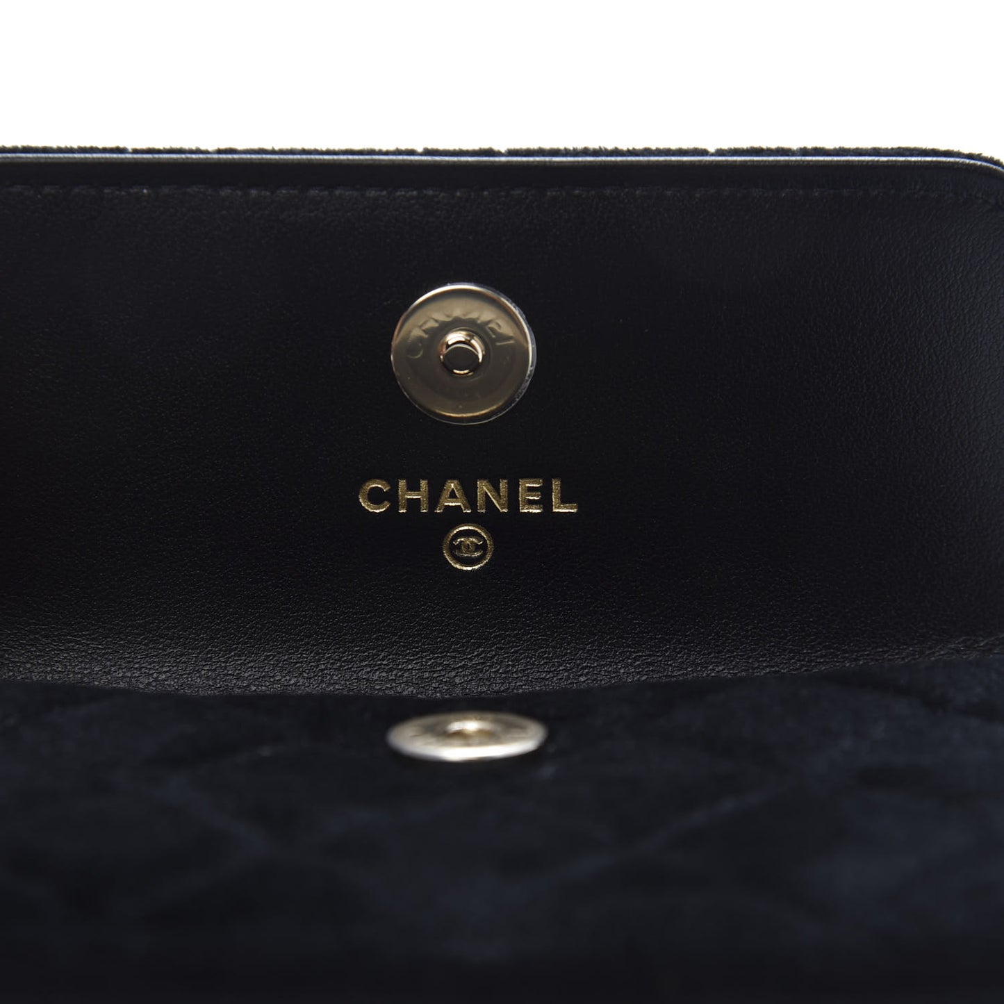 Velvet Quilted Pearl Crush Clutch With Chain Black