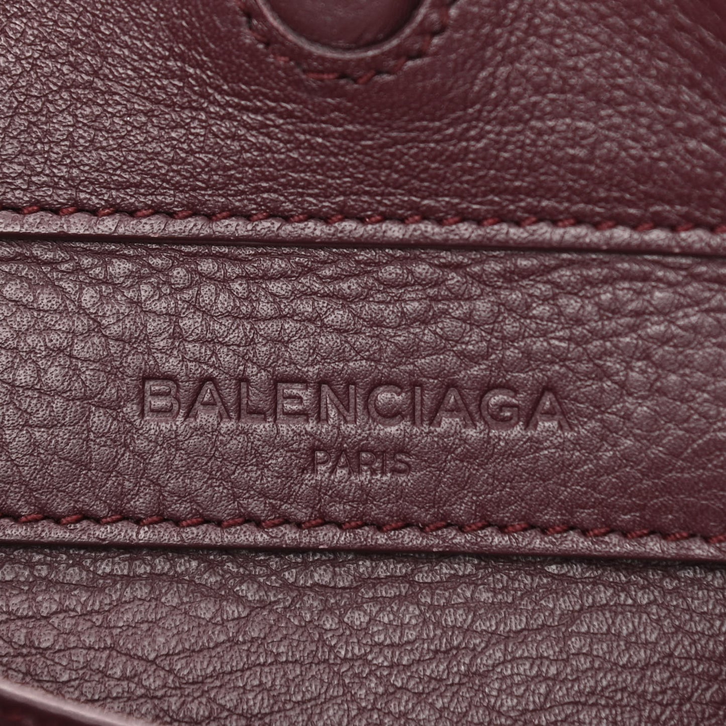 Calfskin Papier Mini A4 Zip Around Tote Rouge Aubergine