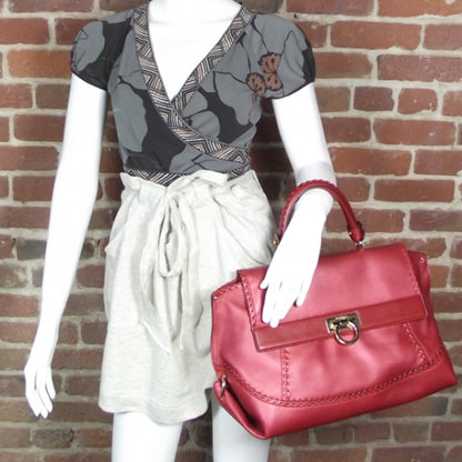 FASHIONPHILE SALVATOREFERRAGAMOLeatherSofia 2 of 12