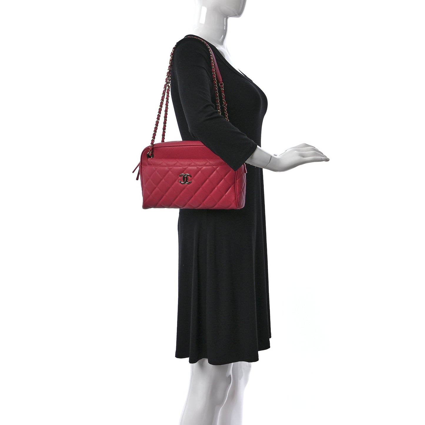 Caviar Quilted Medium In & Out Camera Case Pink