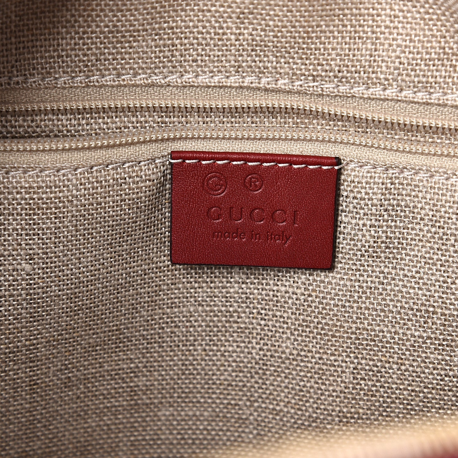 Gucci Soft Microguccissima Medium Crossbody Bag Rosso 5 of 9