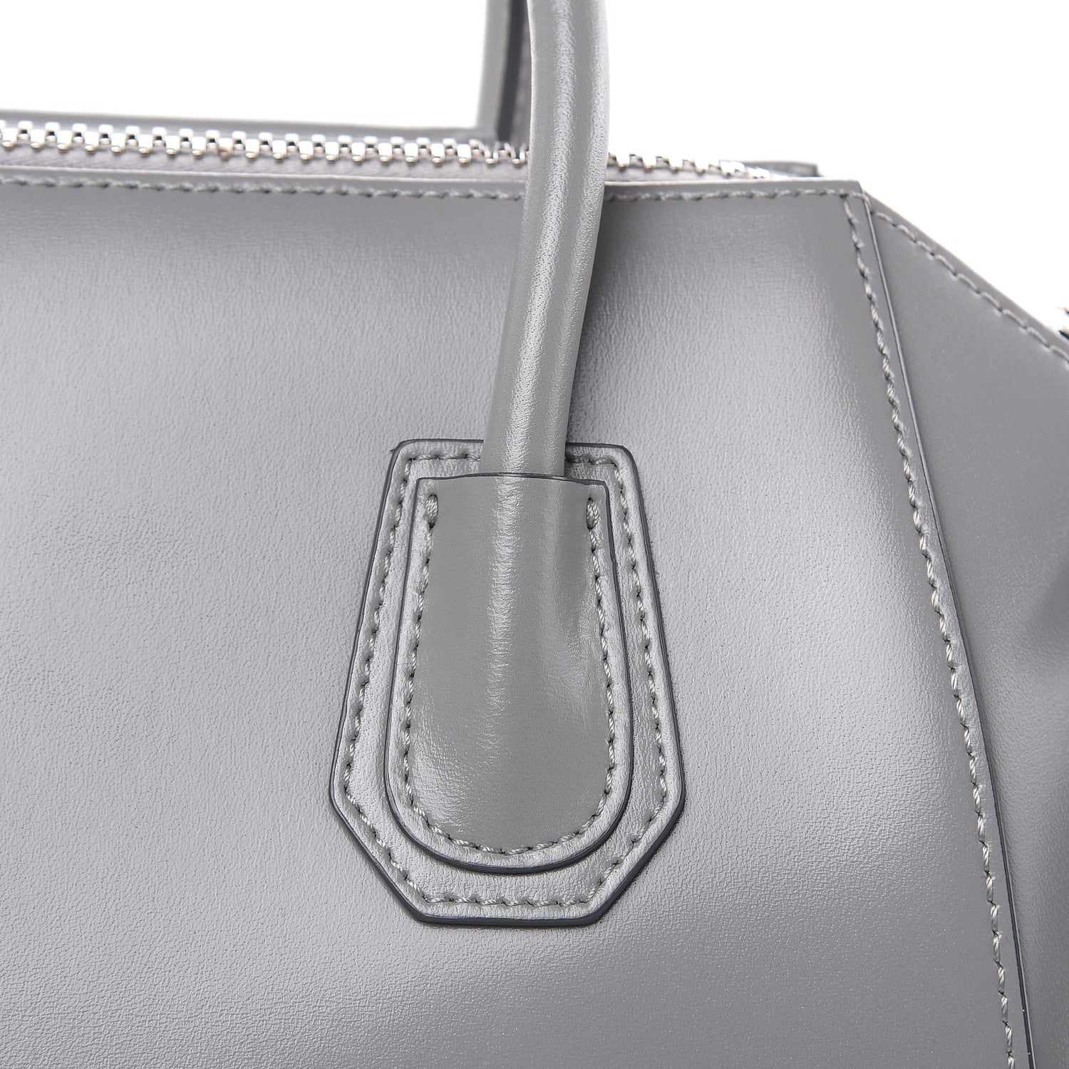 Givenchy Shiny Lord Calfskin Small Antigona Pearl Grey 16 of 17