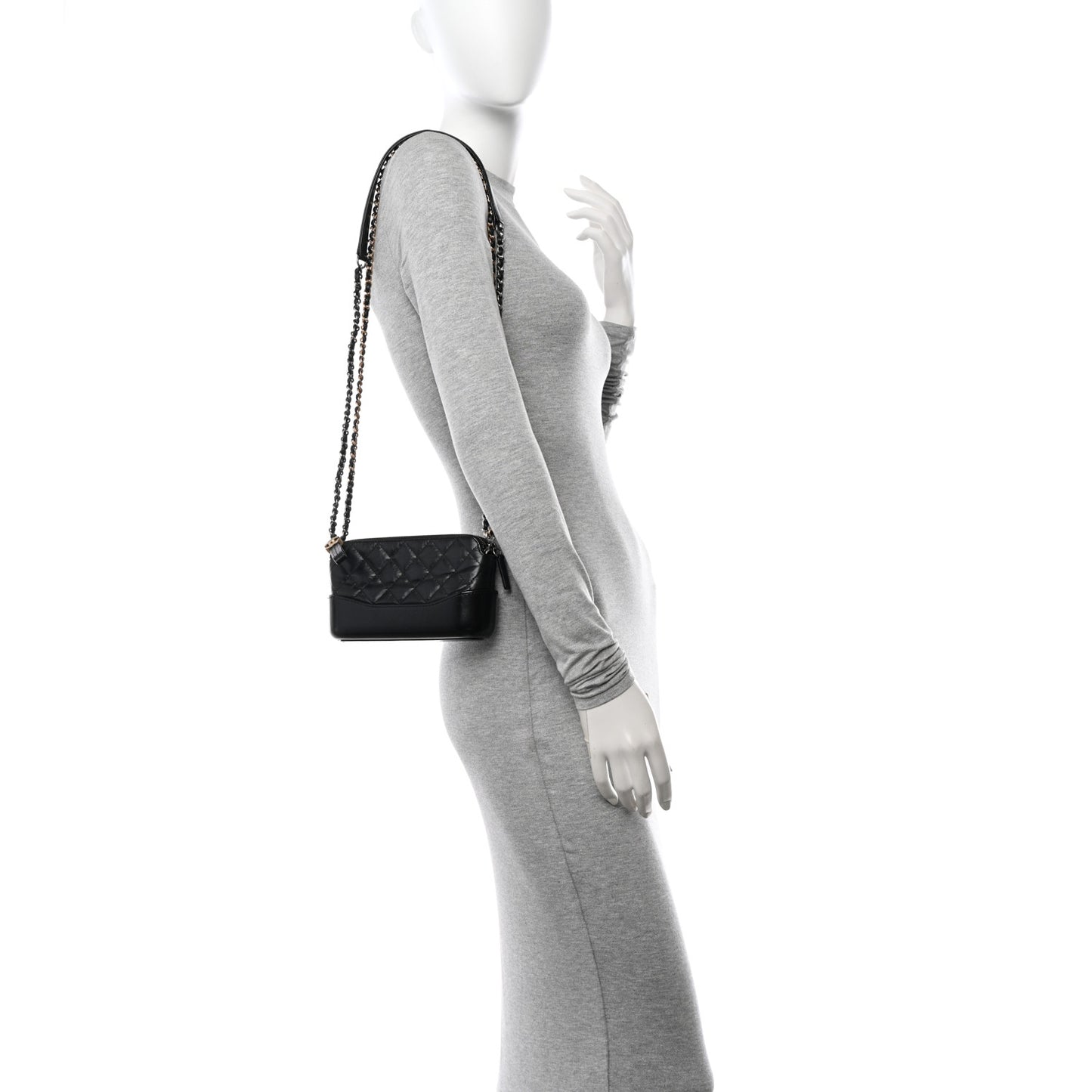 Aged Calfskin Quilted Small Gabrielle Clutch With Chain Black