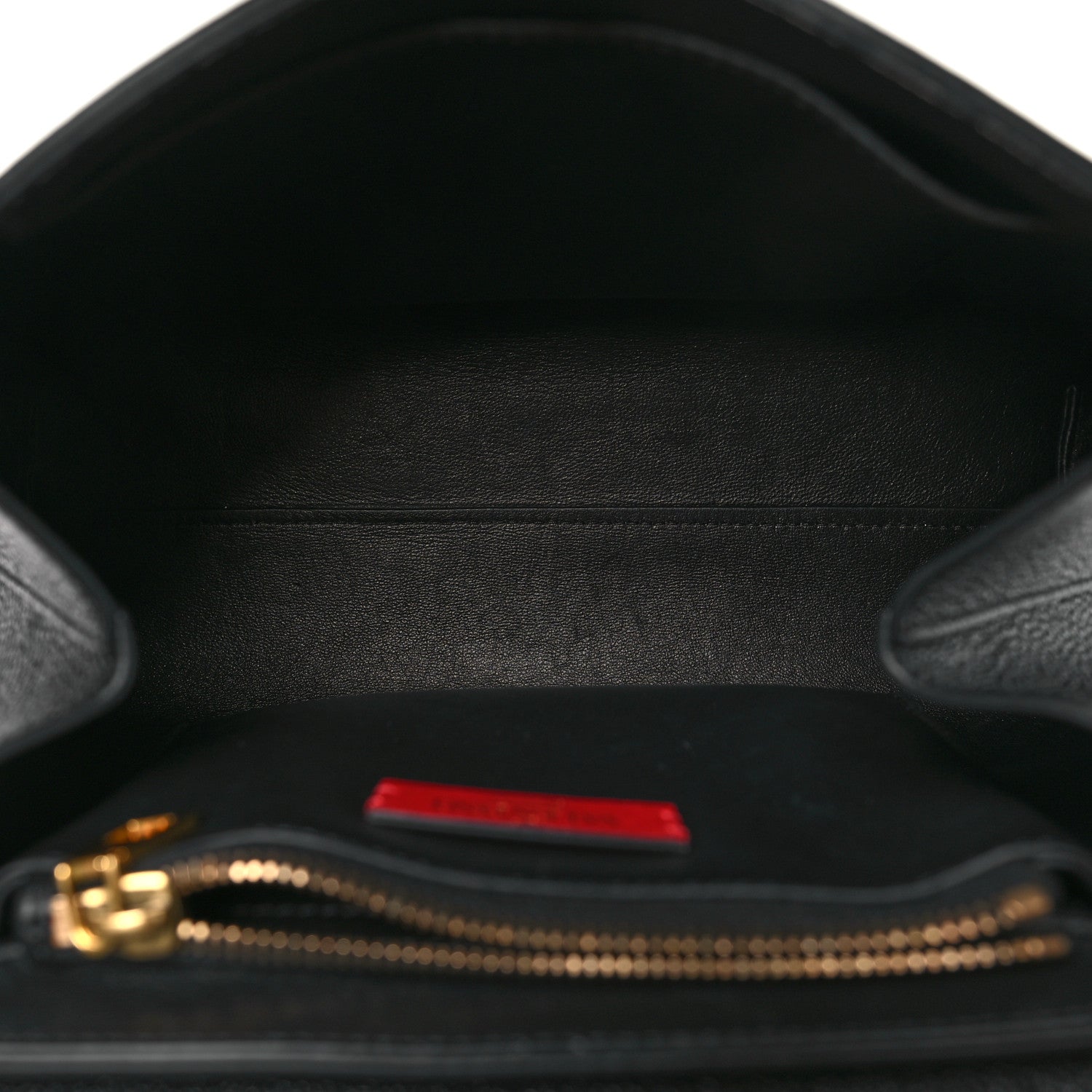 Valentino Garavani Pebbled Calfskin Large VRing Chain Shoulder Bag Black 5 of 9
