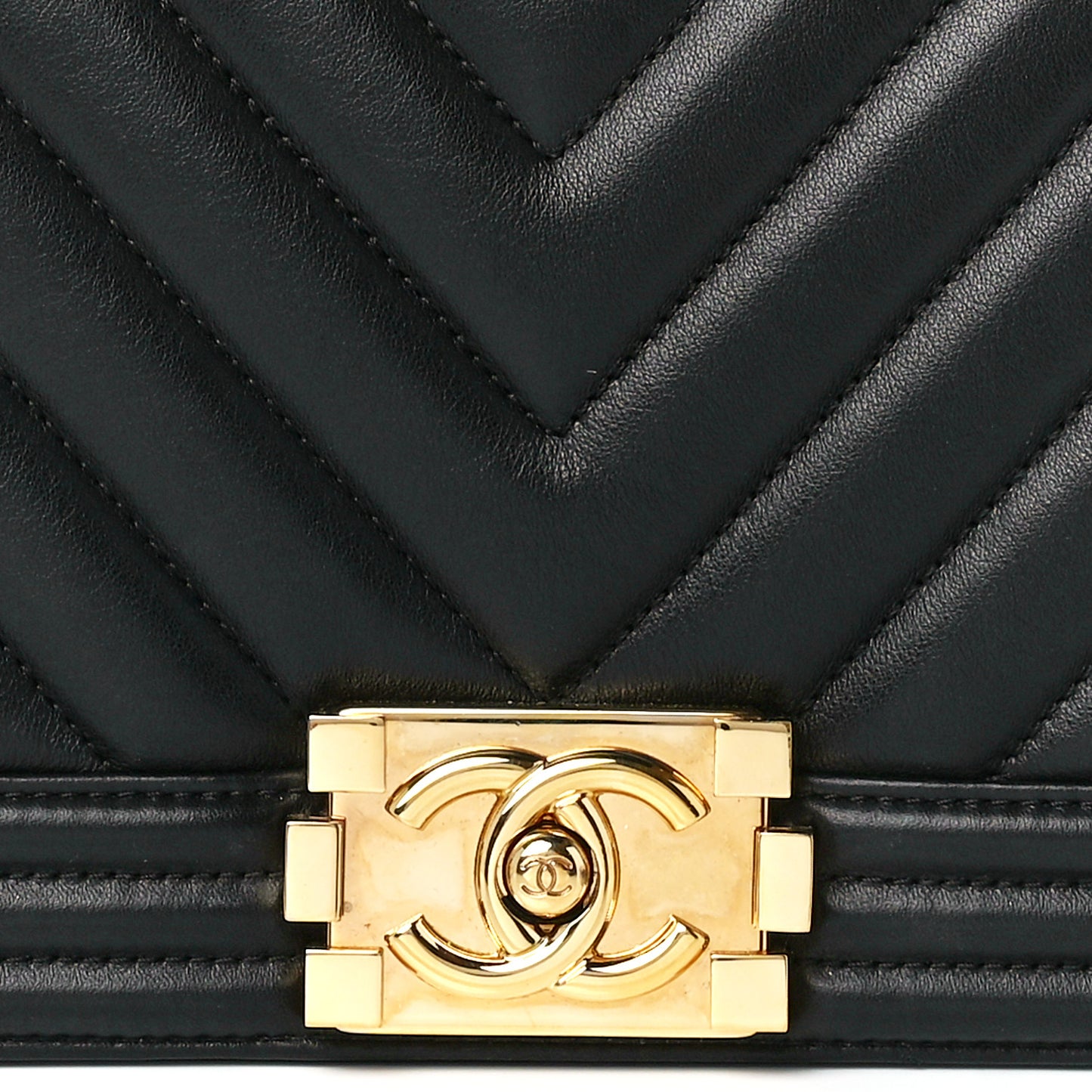 Calfskin Chevron Quilted Medium Boy Flap Black