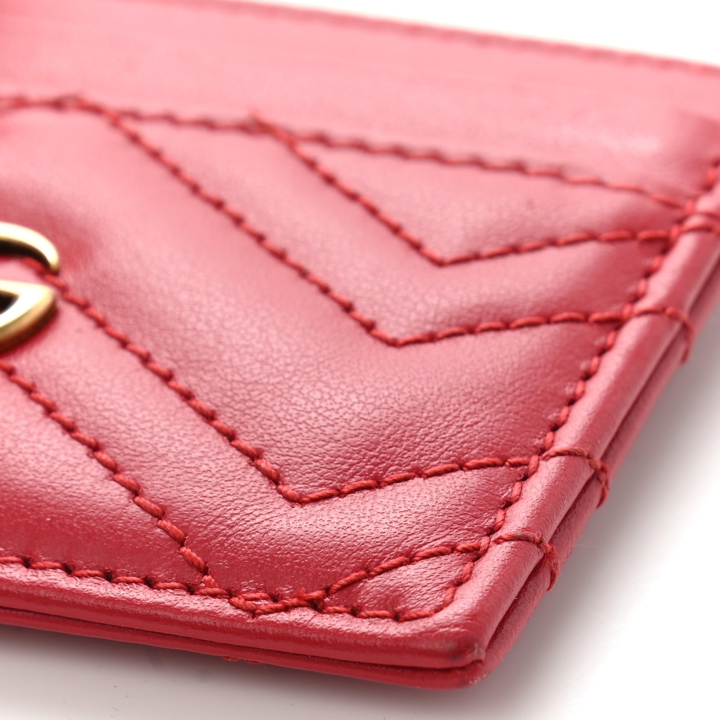 Calfskin Matelasse GG Marmont Card Holder Hibiscus Red
