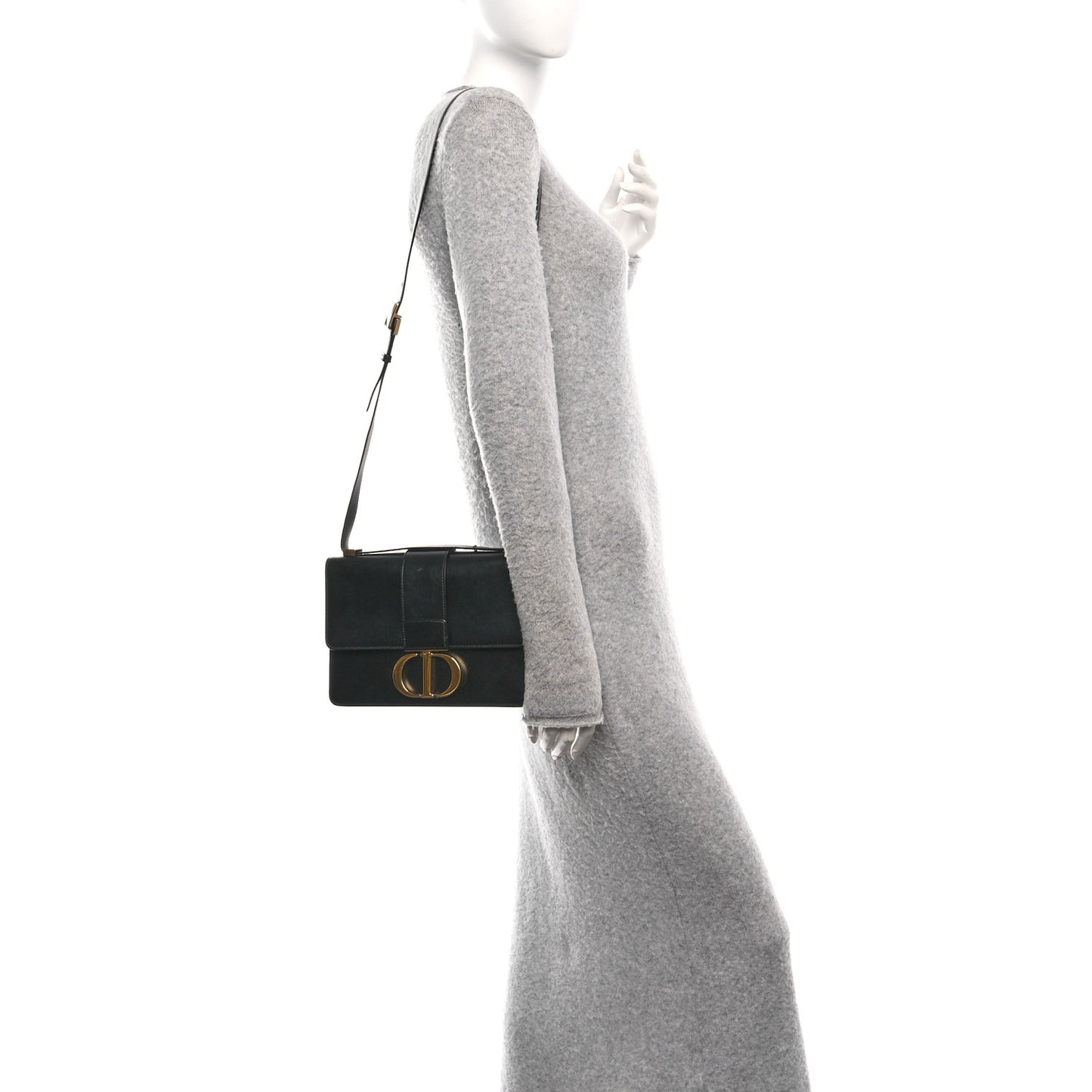 Smooth Calfskin 30 Montaigne Flap Bag Black