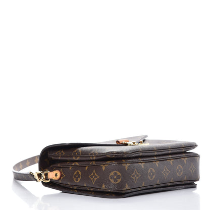 Louis Vuitton Monogram Pochette Metis 4 of 10