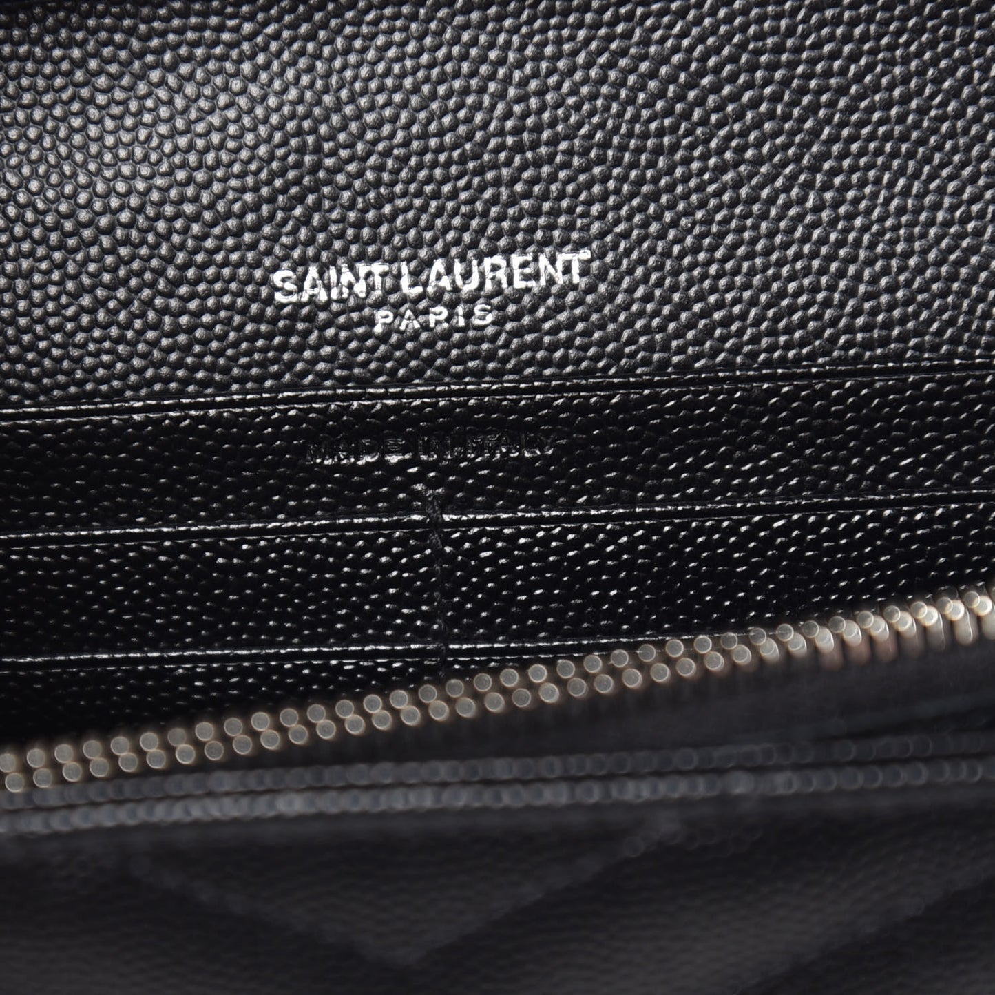 Grain De Poudre Matelasse Chevron Bi-Color Monogram Chain Wallet White Black