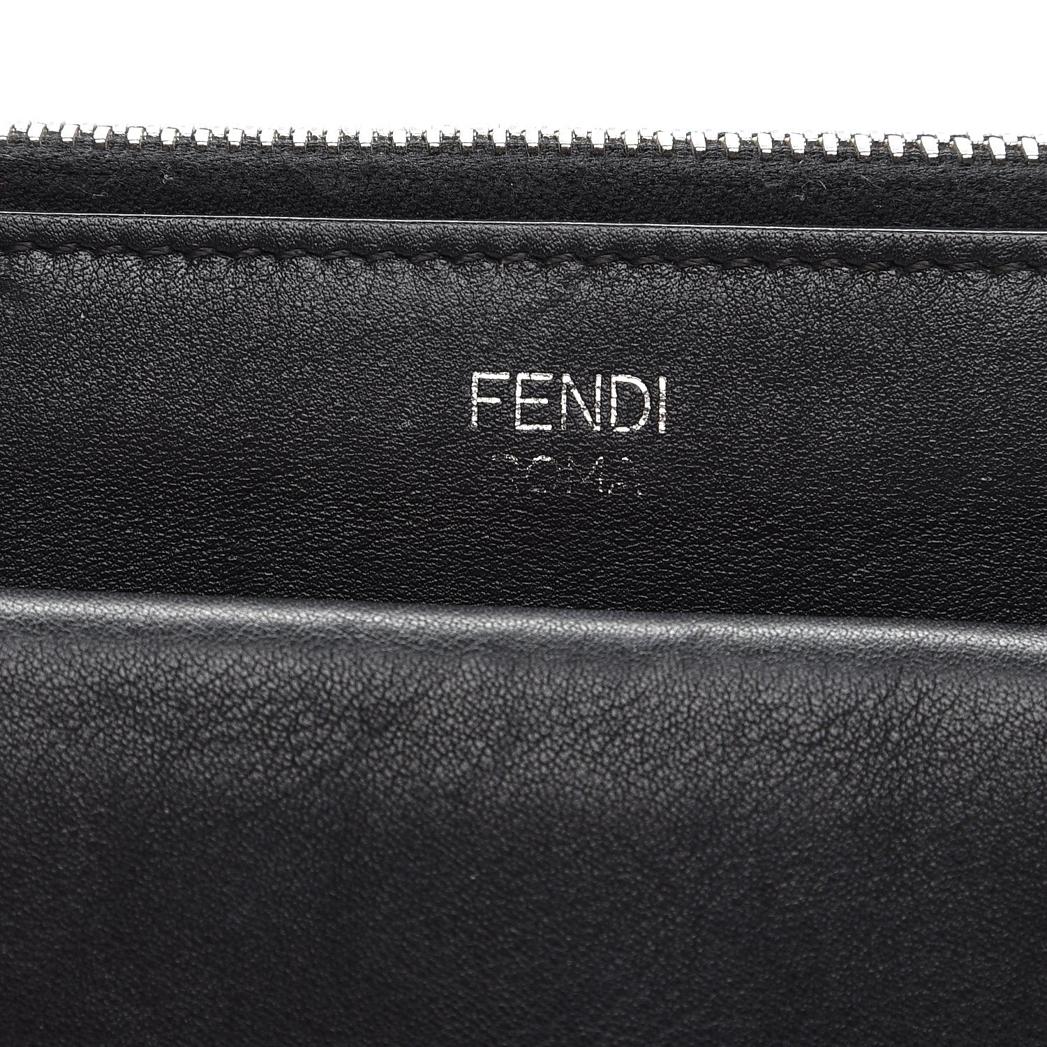 Fendi Vitello Dolce Fox Elaphe Ayers Hypnoteyes Min 2Jours Pouch Black Giallo Multicolor 9 of 9