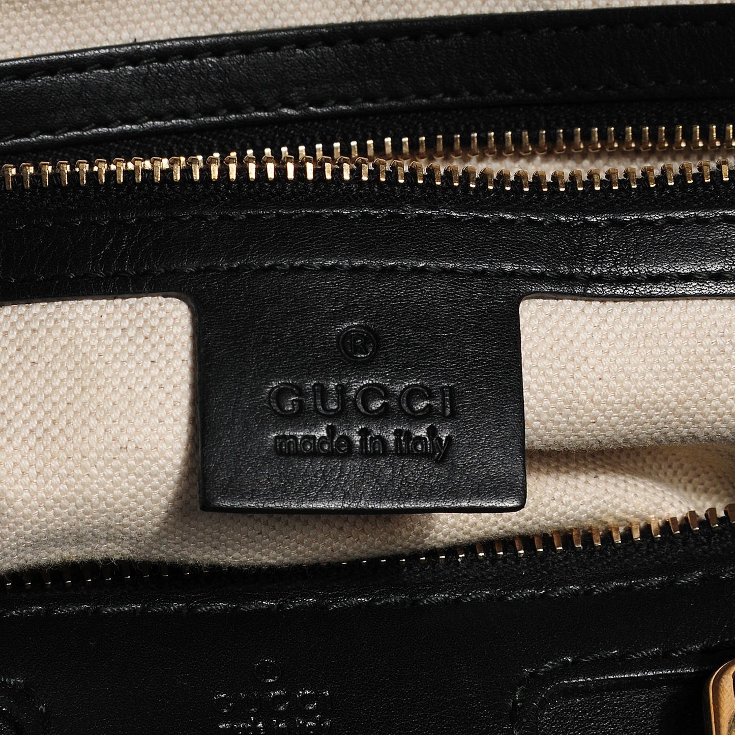 Calfskin Microguccissima Trim Medium Boston Black