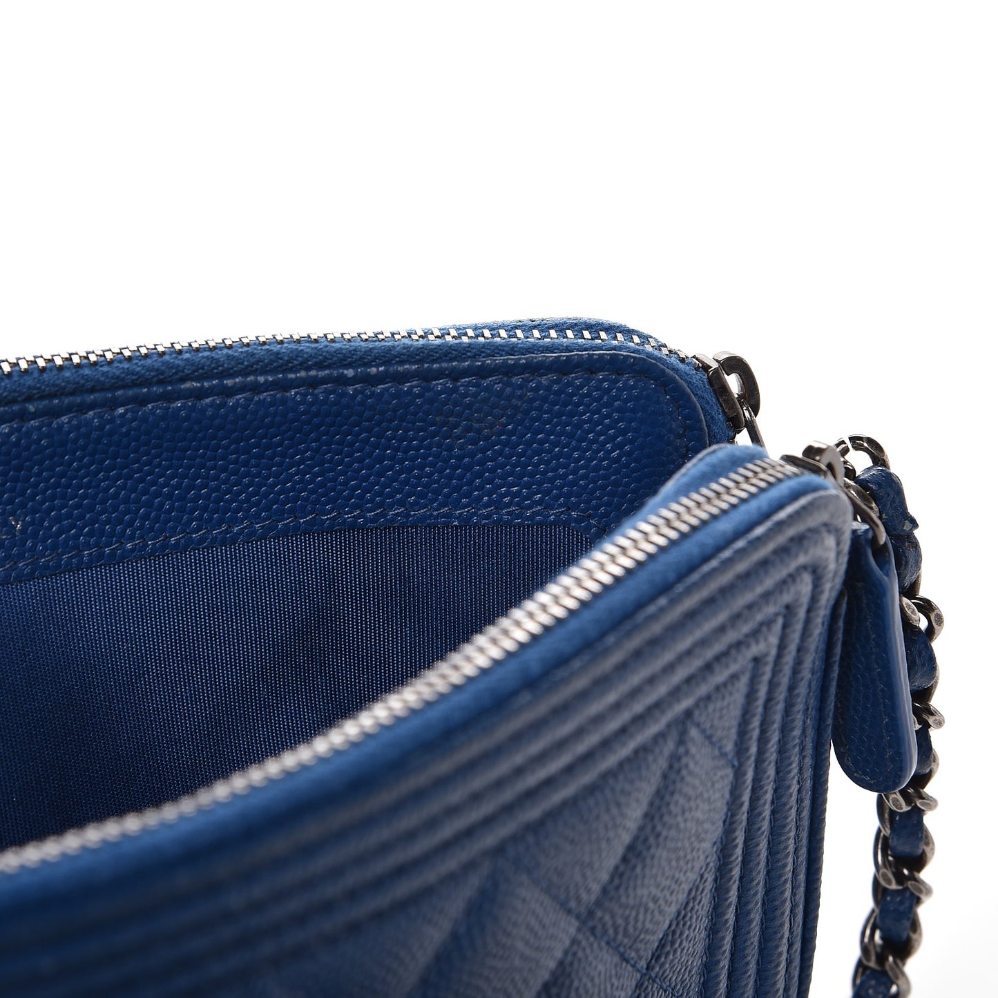 Caviar Quilted Small Boy Clutch With Chain Blue