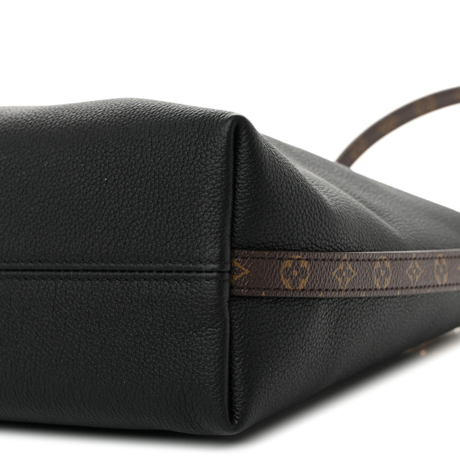 Louis Vuitton Calfskin Multipass Black 1893277 – FASHIONPHILE