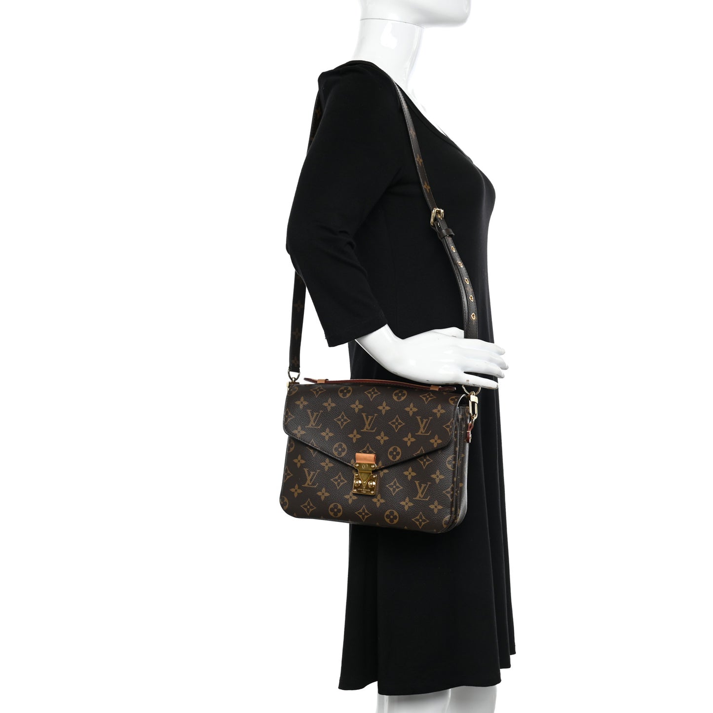 Monogram Pochette Metis