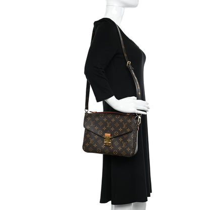 Louis Vuitton Monogram Pochette Metis 2 of 10