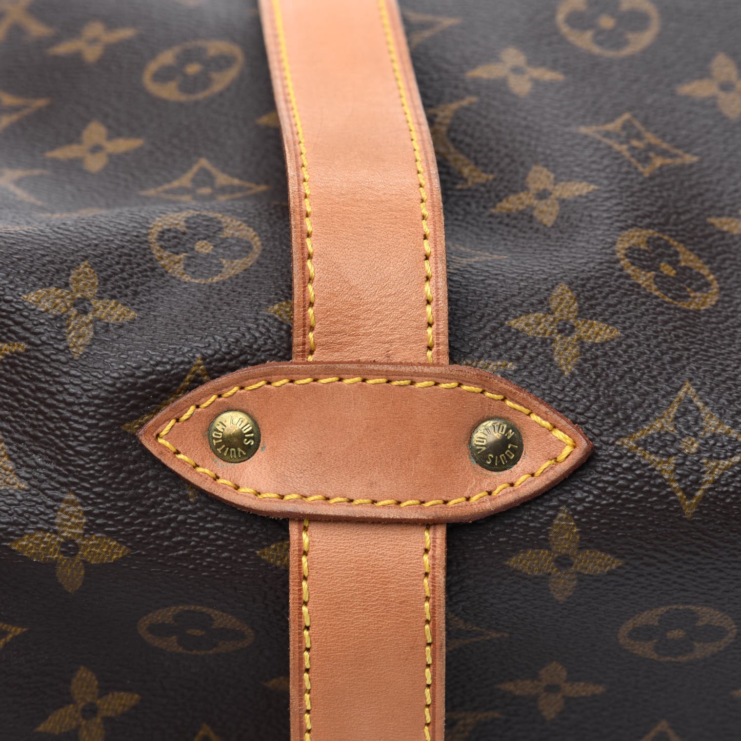 Monogram Saumur 43