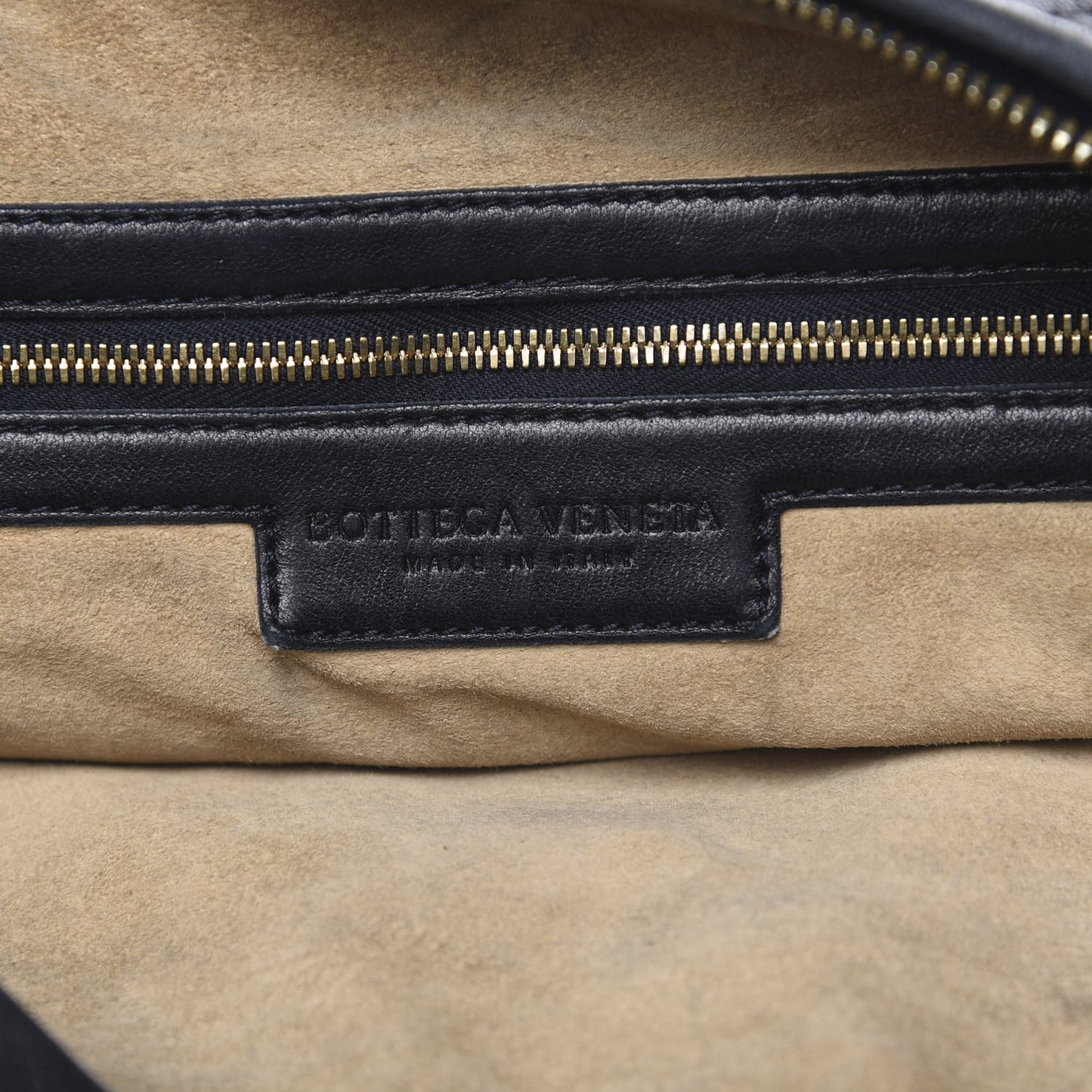 Nappa Intrecciato Large Veneta Hobo Black