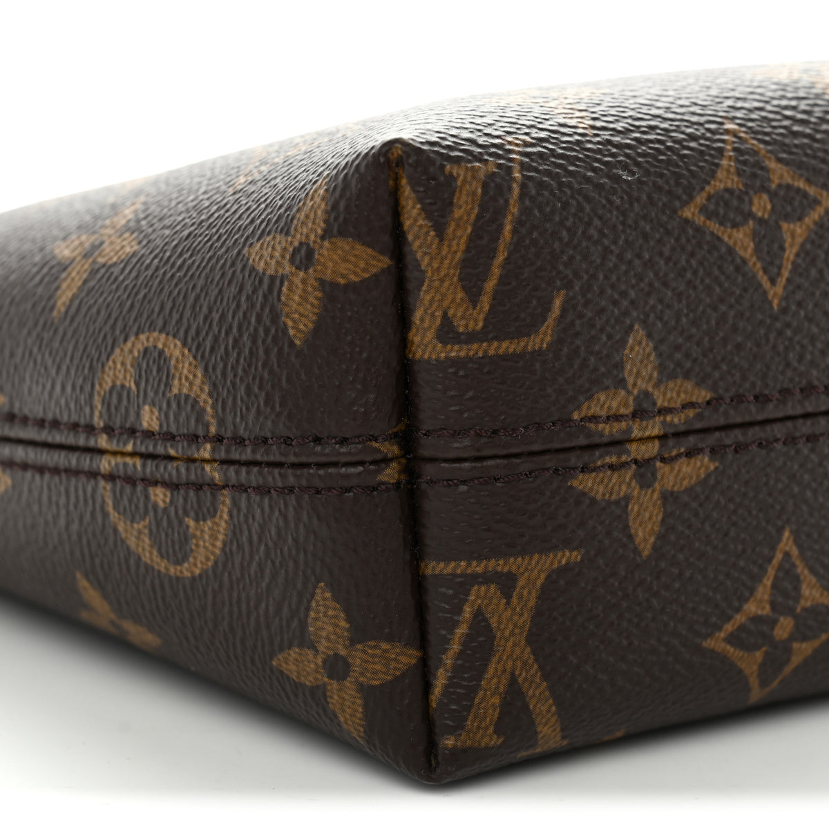 Monogram Hills Pochette