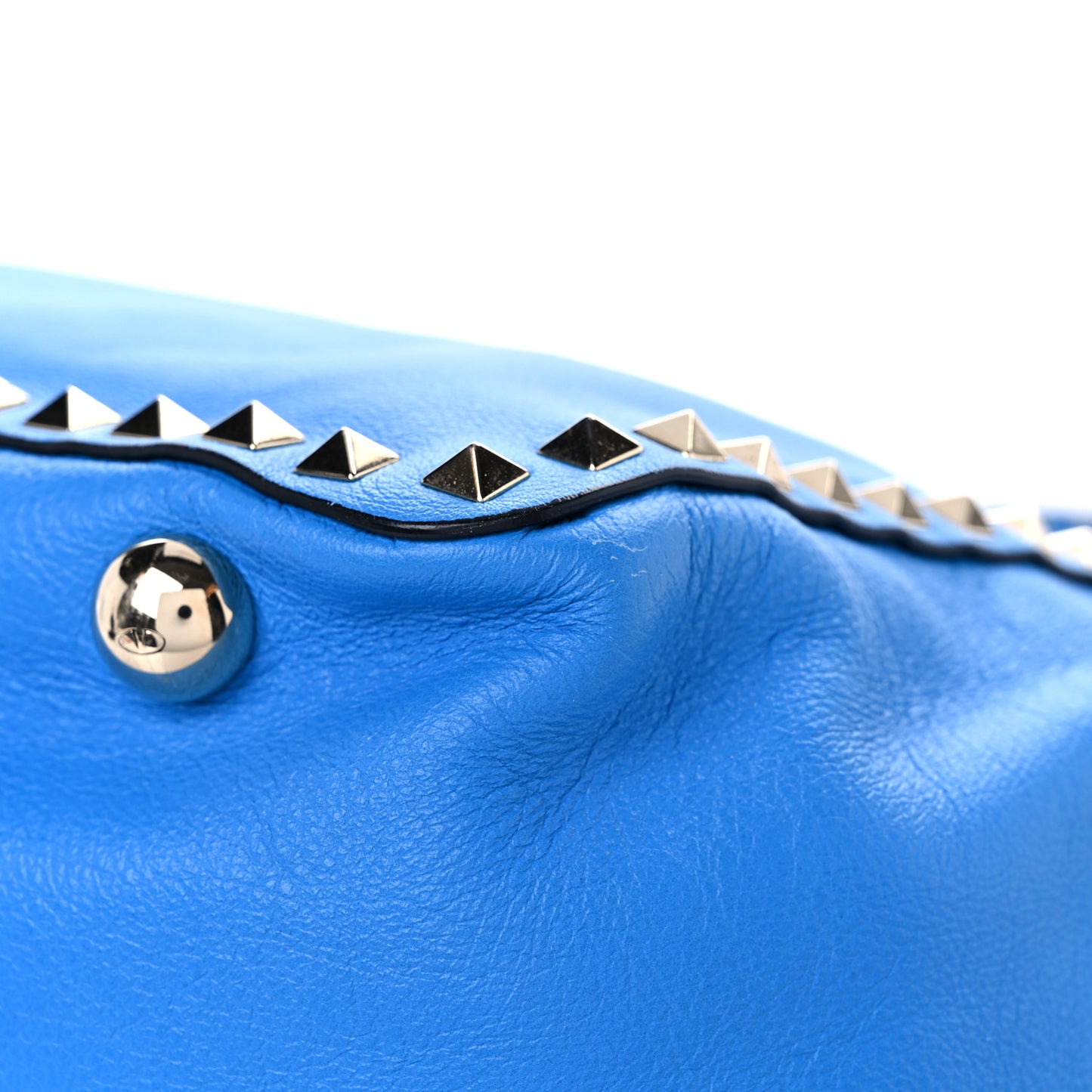 Vitello Medium Rockstud Tote Blue Fluo