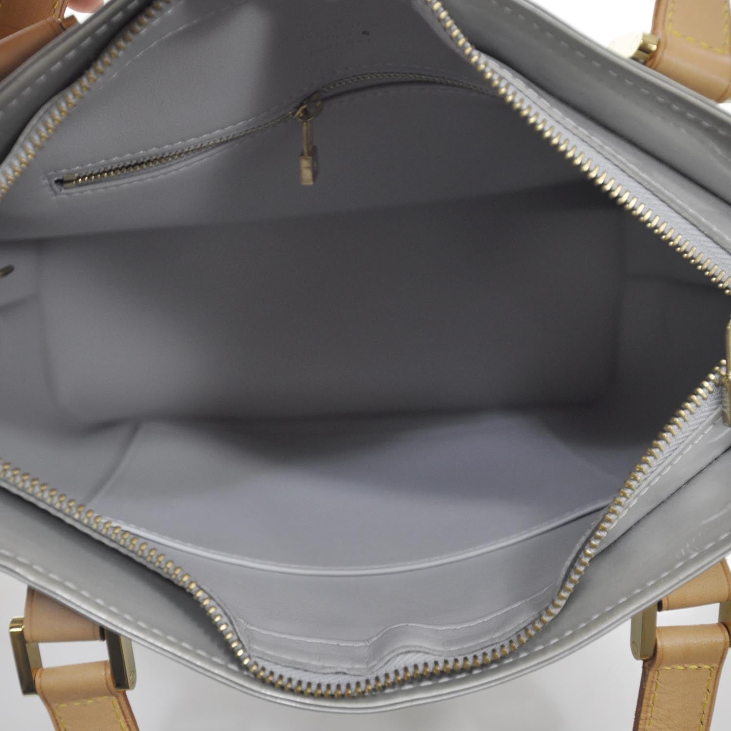 Louis Vuitton Vernis Houston Silver 6 of 7