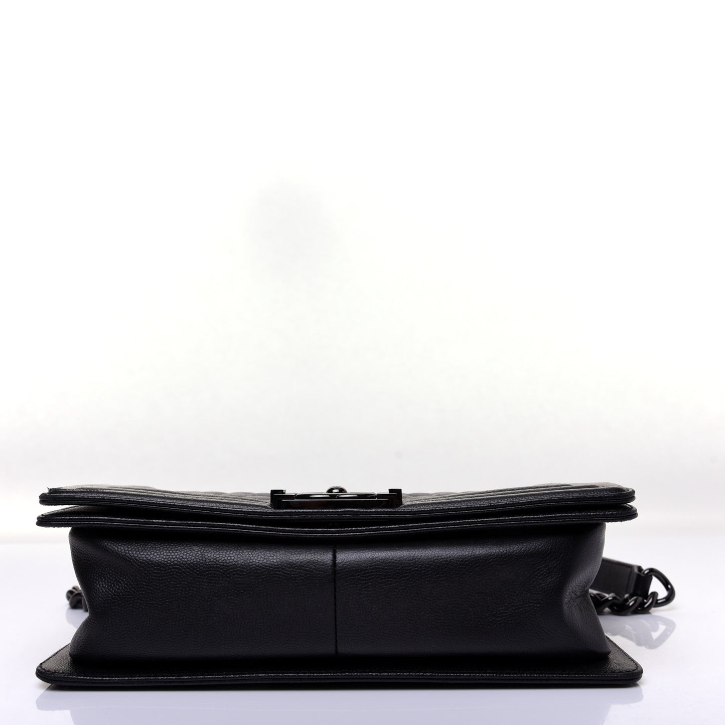 Caviar Quilted Medium Boy Flap So Black