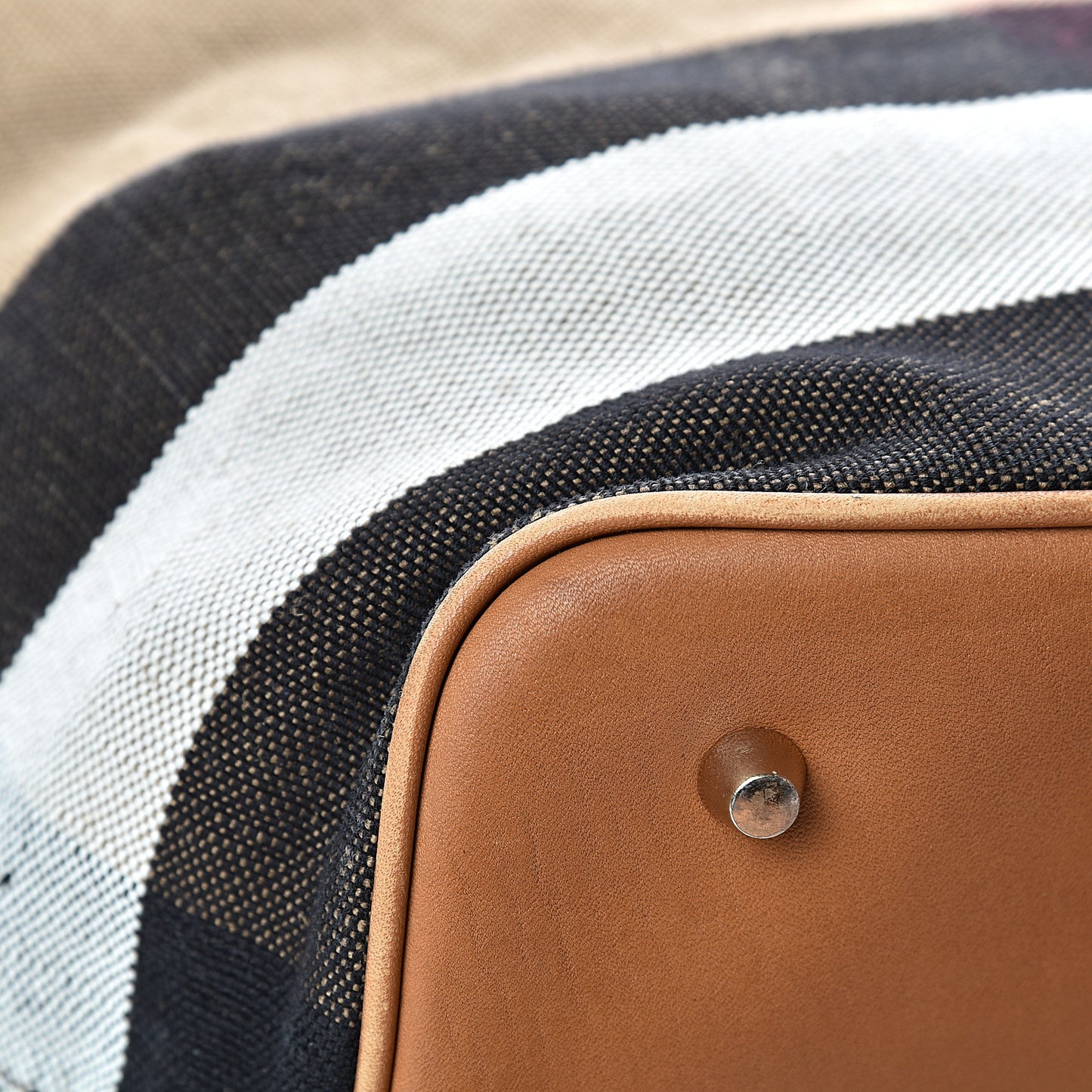 Canvas Mega Check Medium Ashby Hobo Saddle Brown