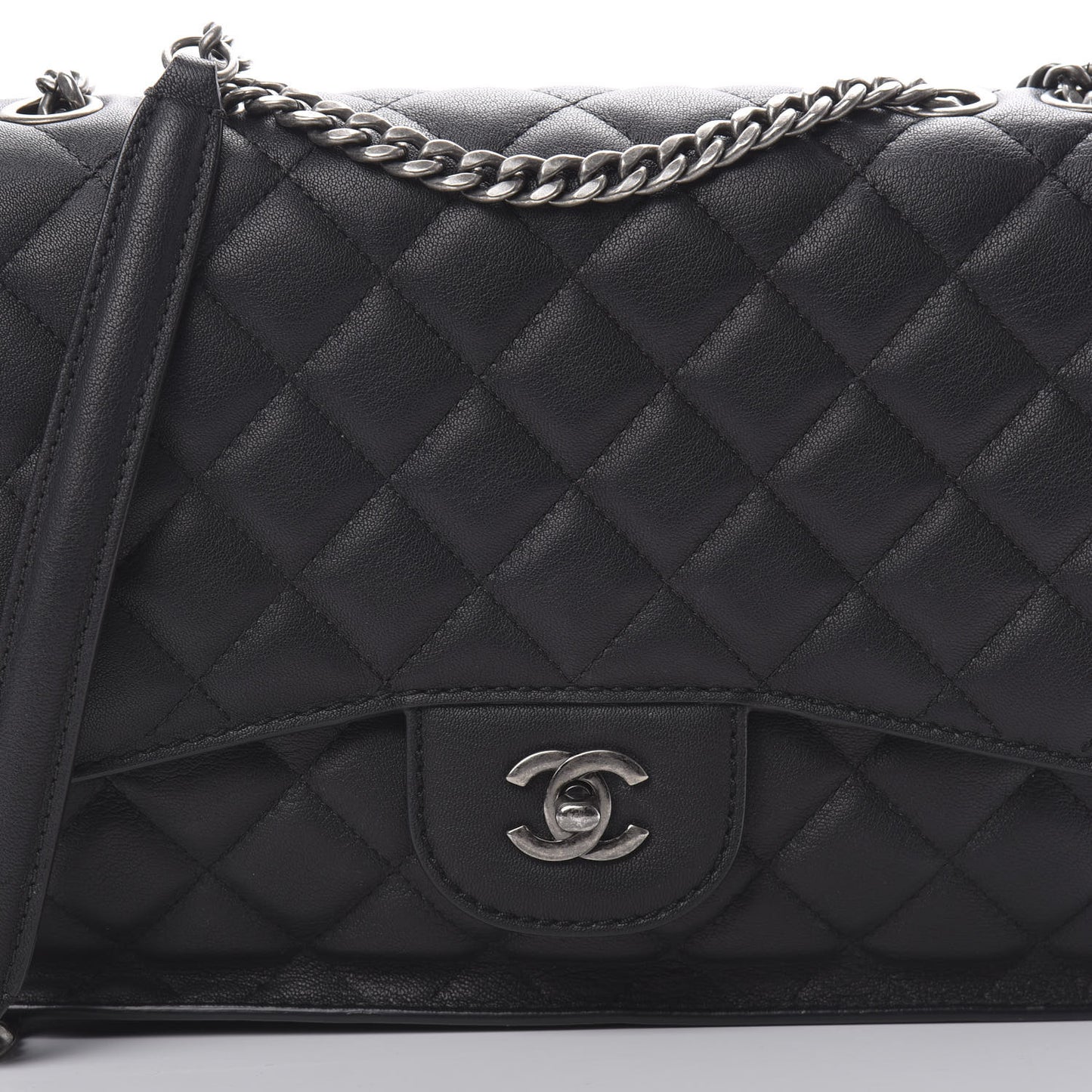 Lambskin Quilted Large Natural CC Flap Black