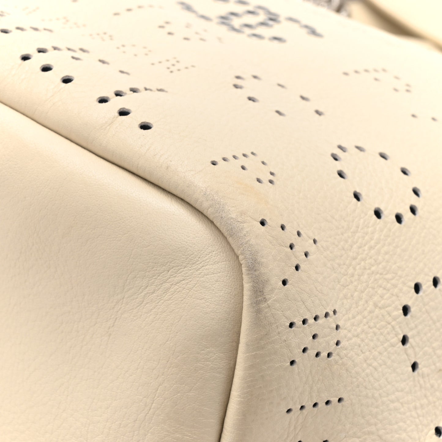 Calfskin Tweed Small Logo Eyelets Shopping Tote Beige