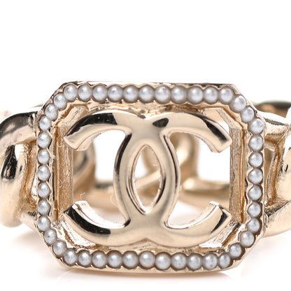 Chanel Pearl CC Ring 6.75 Gold 4 of 4