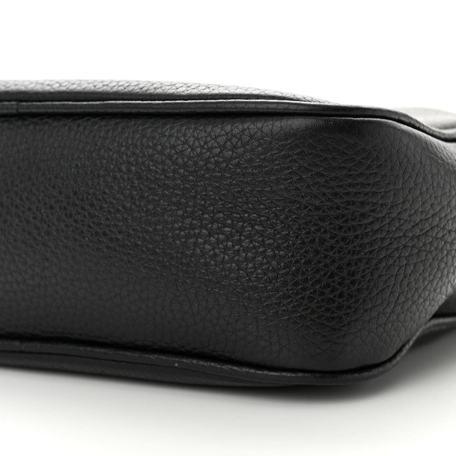 Gucci Pebbled Calfskin Small Soho Disco Bag Black 11 of 14