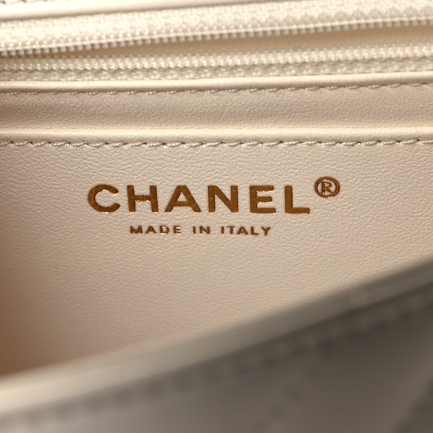 Chanel Aged Calfskin Chevron Quilted 2.55 Reissue Mini Flap White 6 of 10