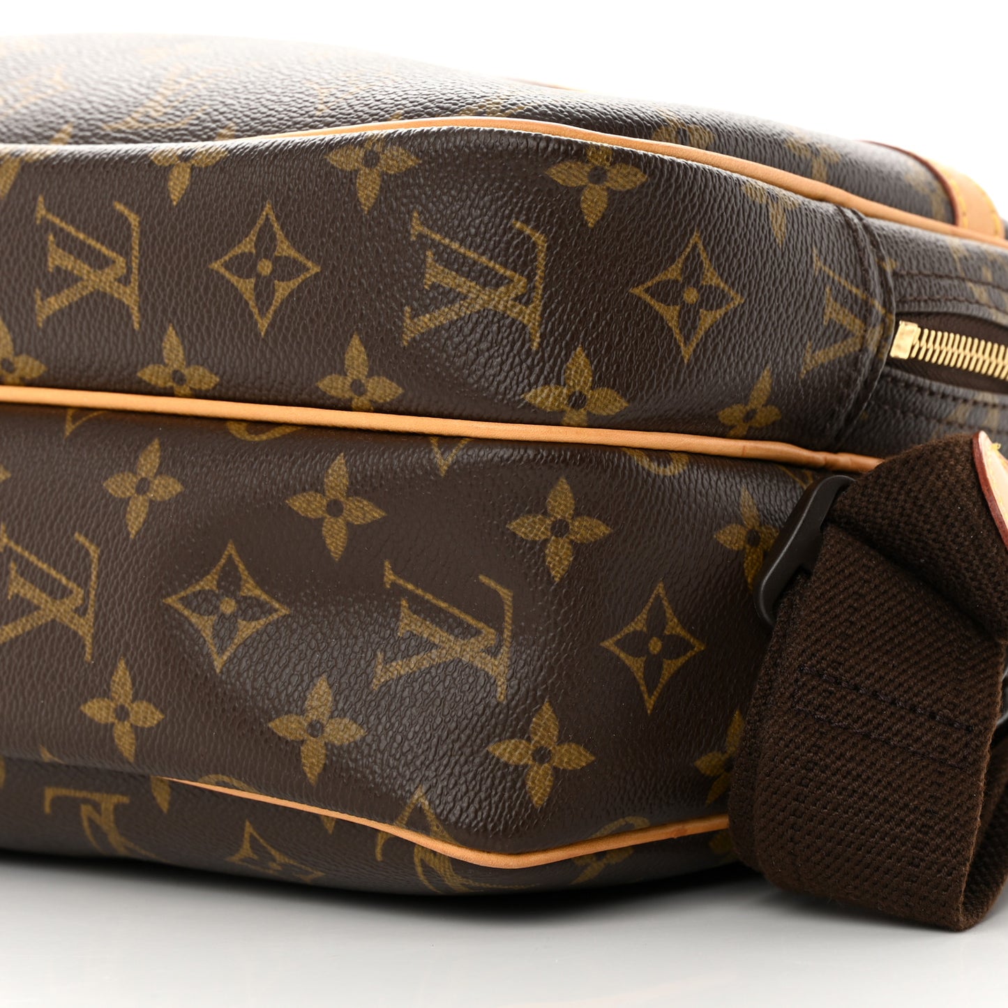 Monogram Reporter PM