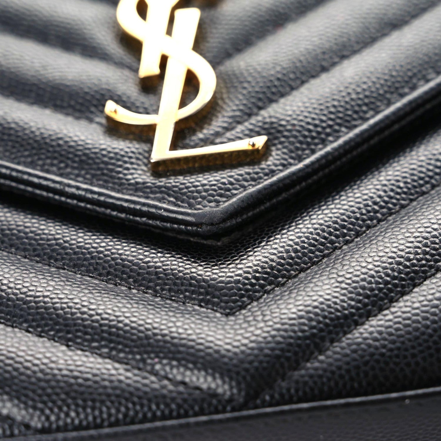 Saint Laurent Grain De Poudre Matelasse Chevron Monogram Chain Wallet Black 9 of 17
