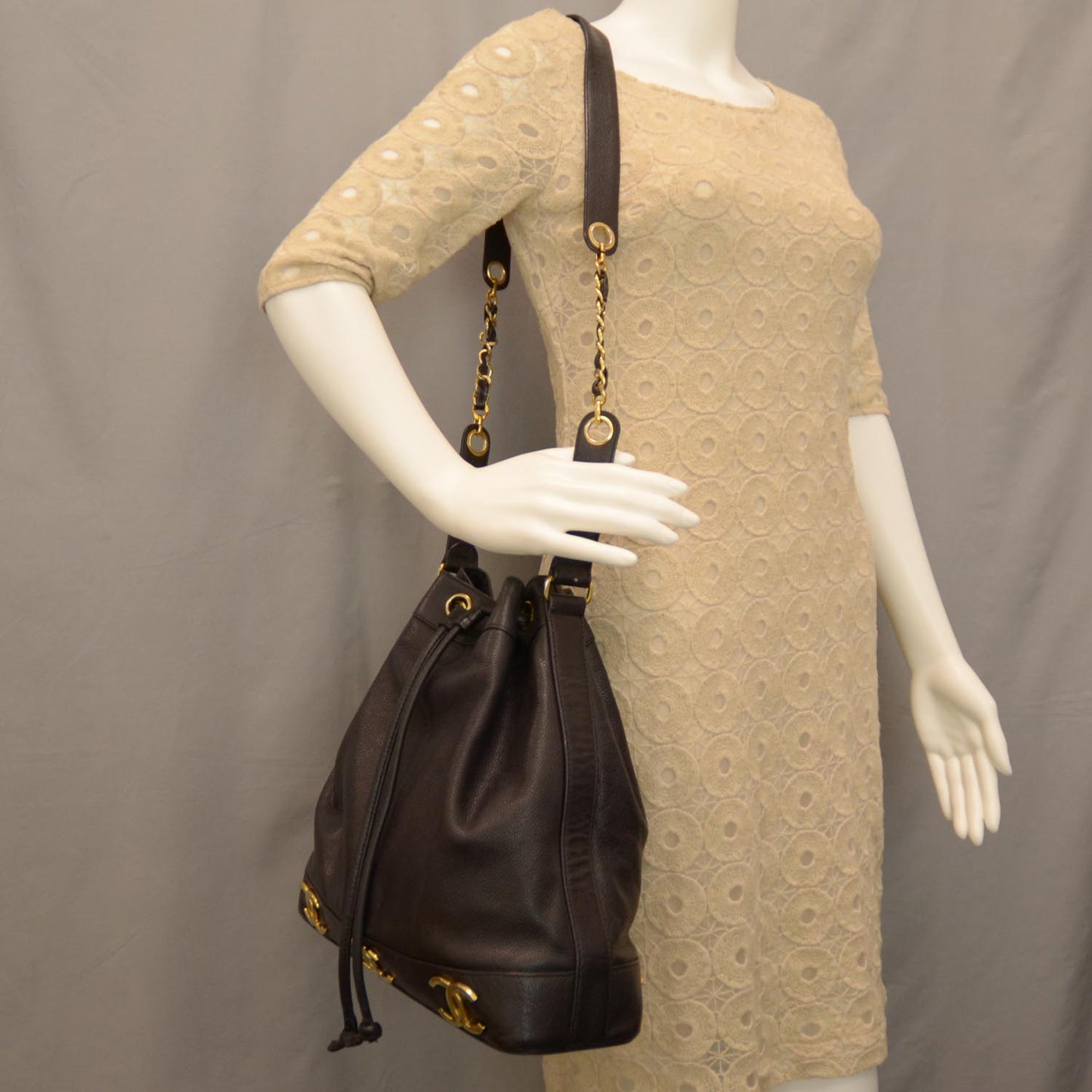 Caviar CC Drawstring Shoulder Bag Black
