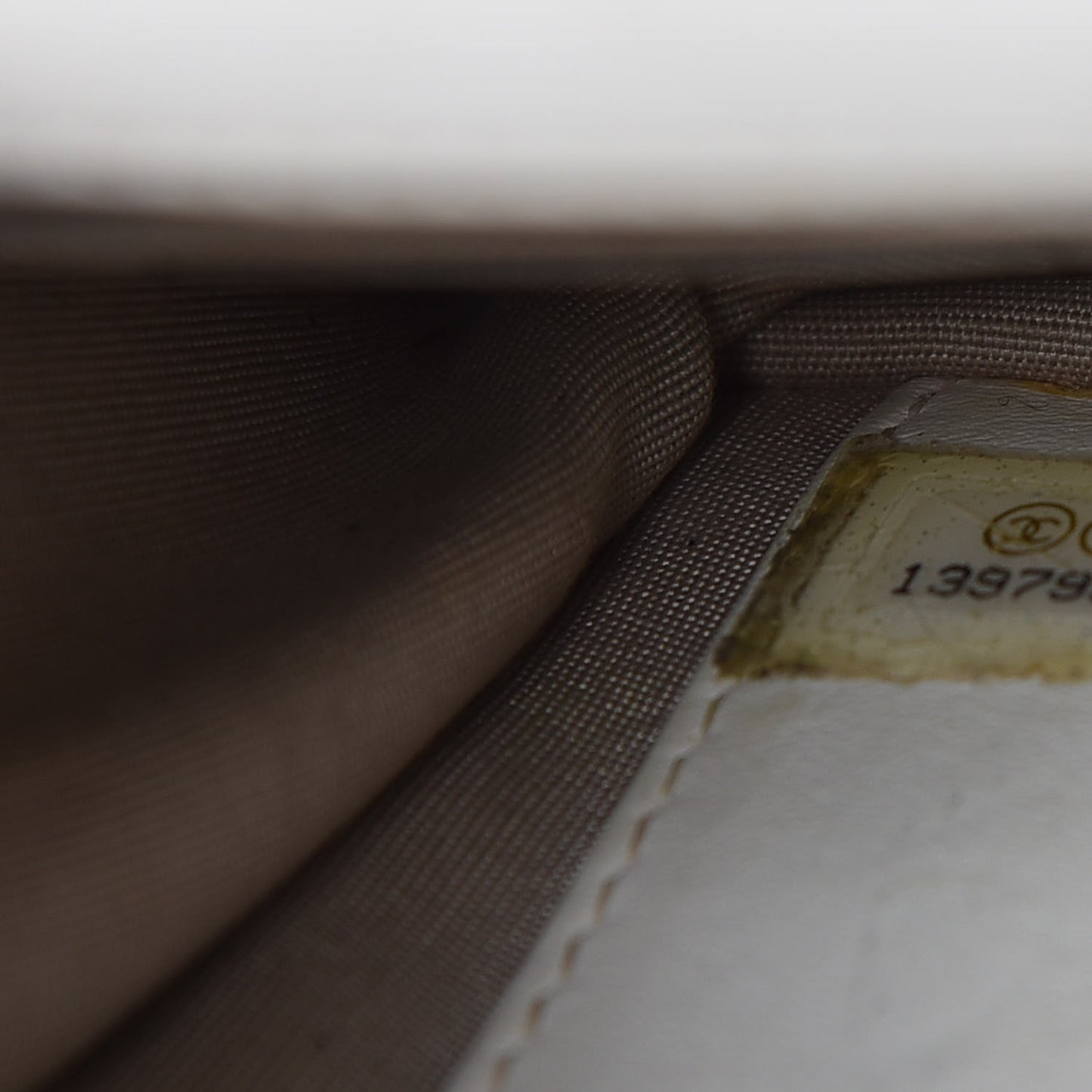 Caviar Timeless CC Wallet on Chain WOC White