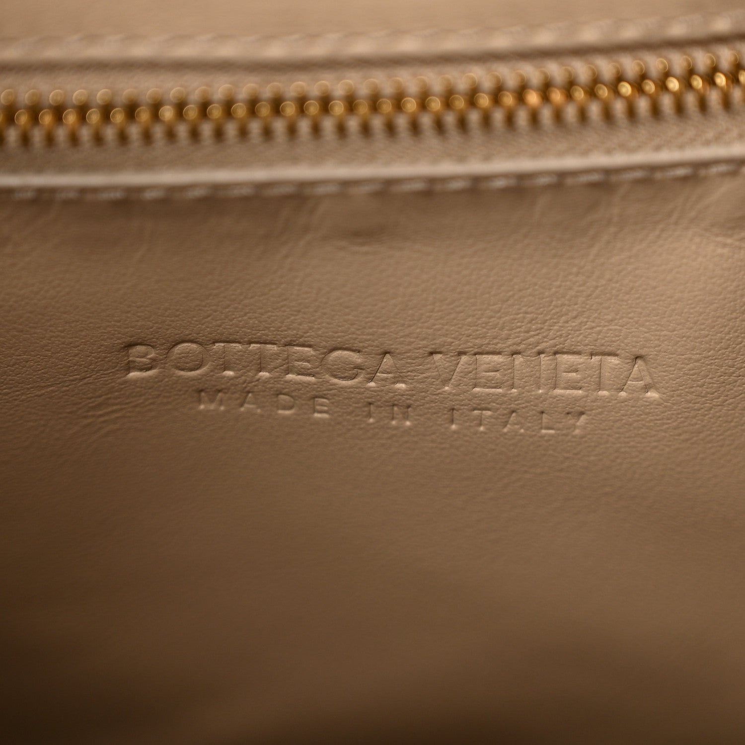 Bottega Veneta Suede Intrecciato Large Hop Mastice 6 of 10