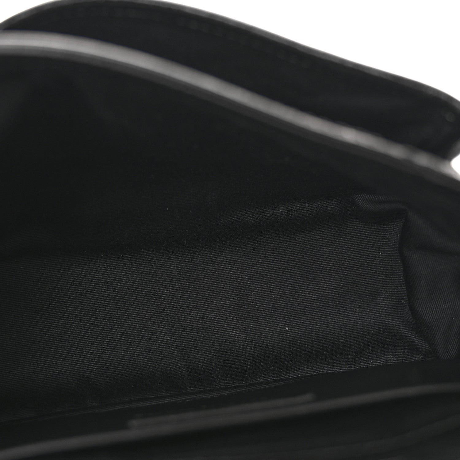 Saint Laurent Crinkled Calfskin Matelasse Monogram Baby Niki Chain Satchel Black 5 of 13